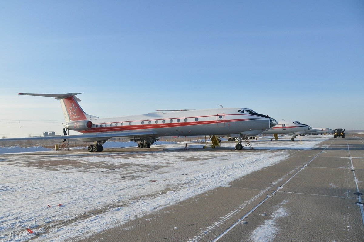 Tu-134