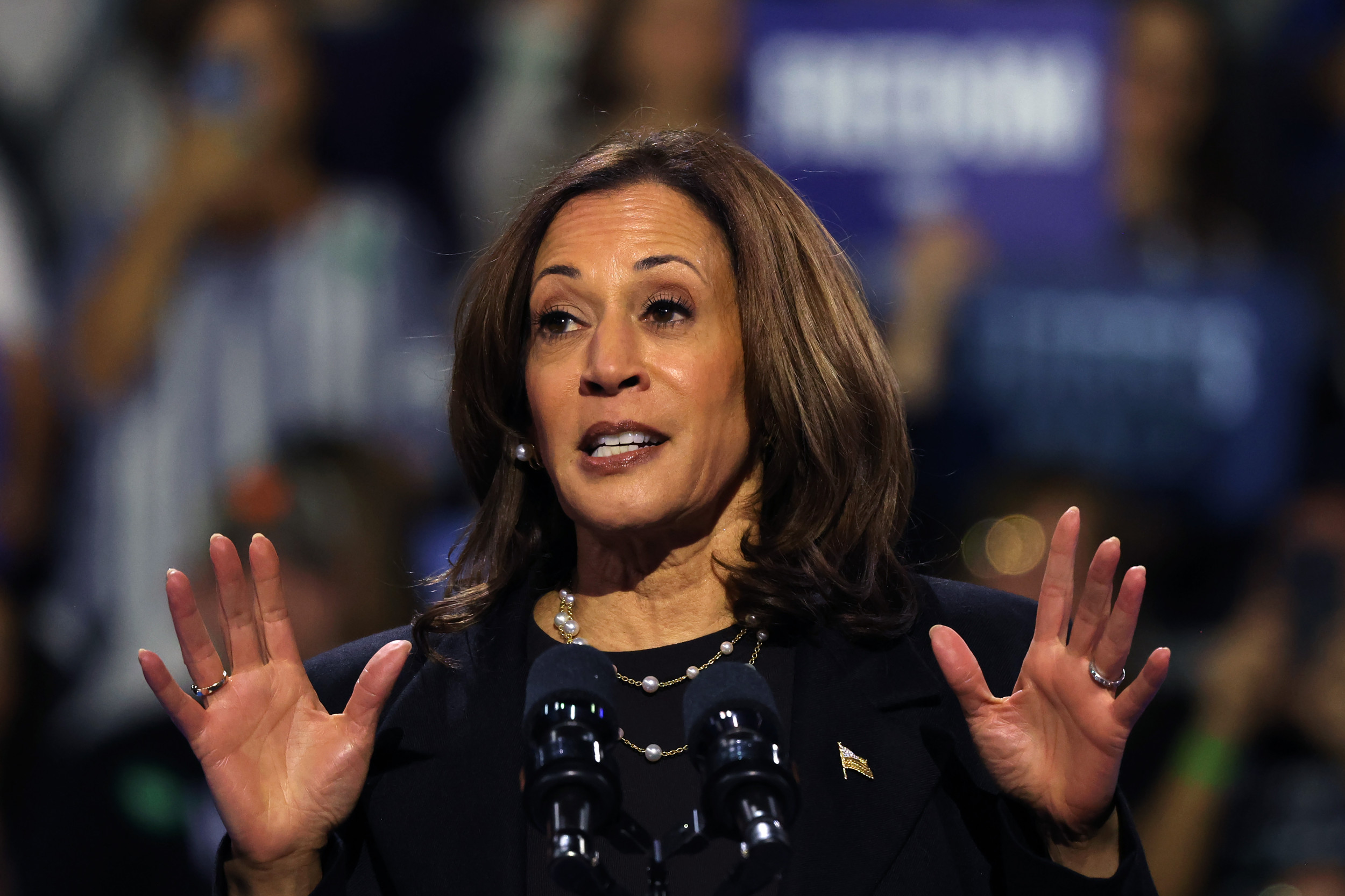 Pressure on Kamala Harris As Poll Shows Voters Want To See CBS