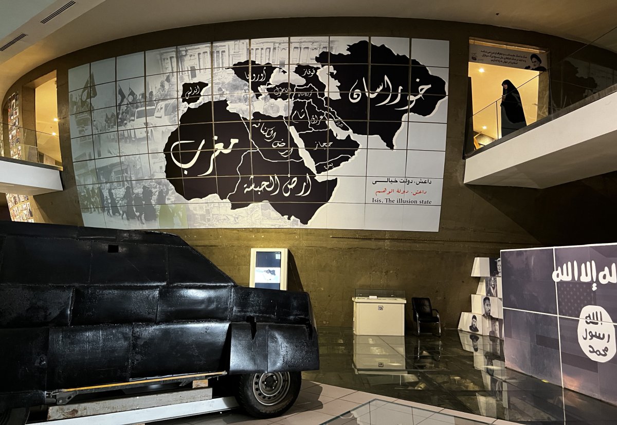 ISIS, vehicles, in, Iran, war, museum