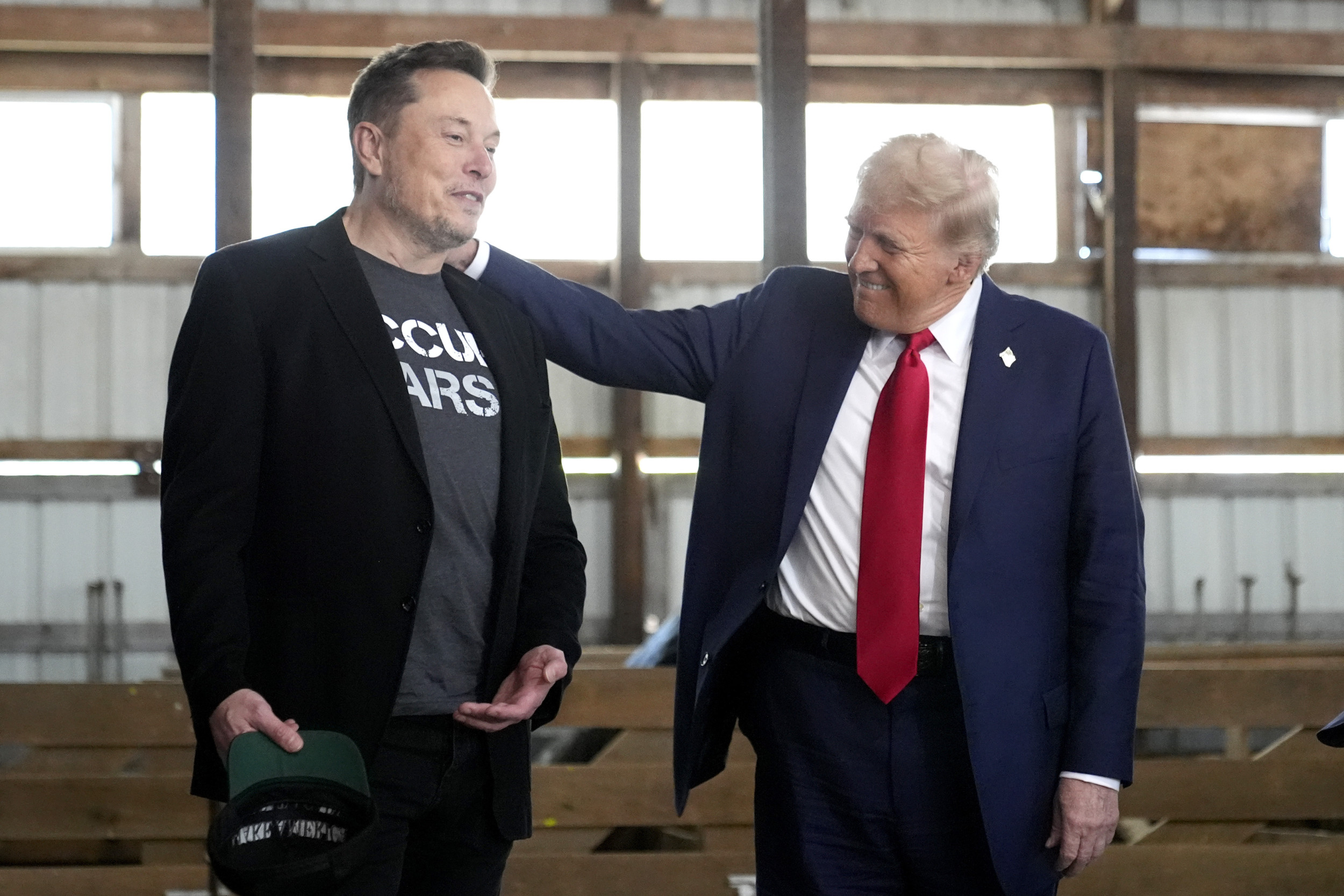 Elon Musk Offers Pennsylvania Voters $100 Each As He Drums Up Trump ...