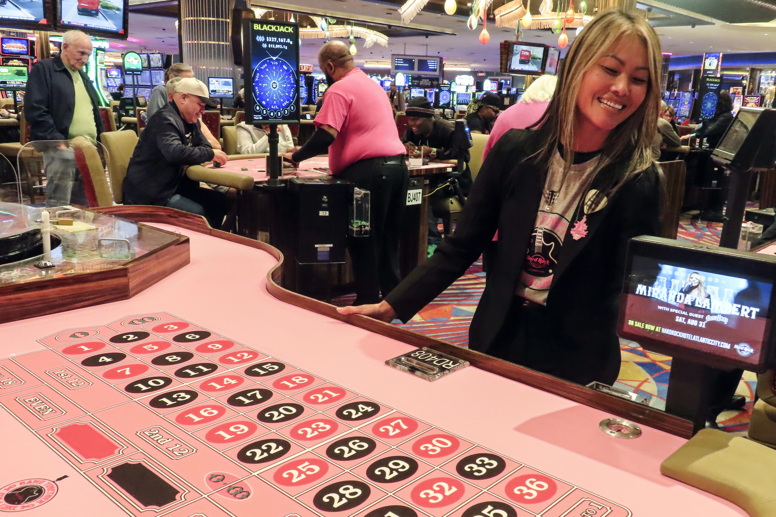 New Jersey internet gambling sets record, boosts casino revenues