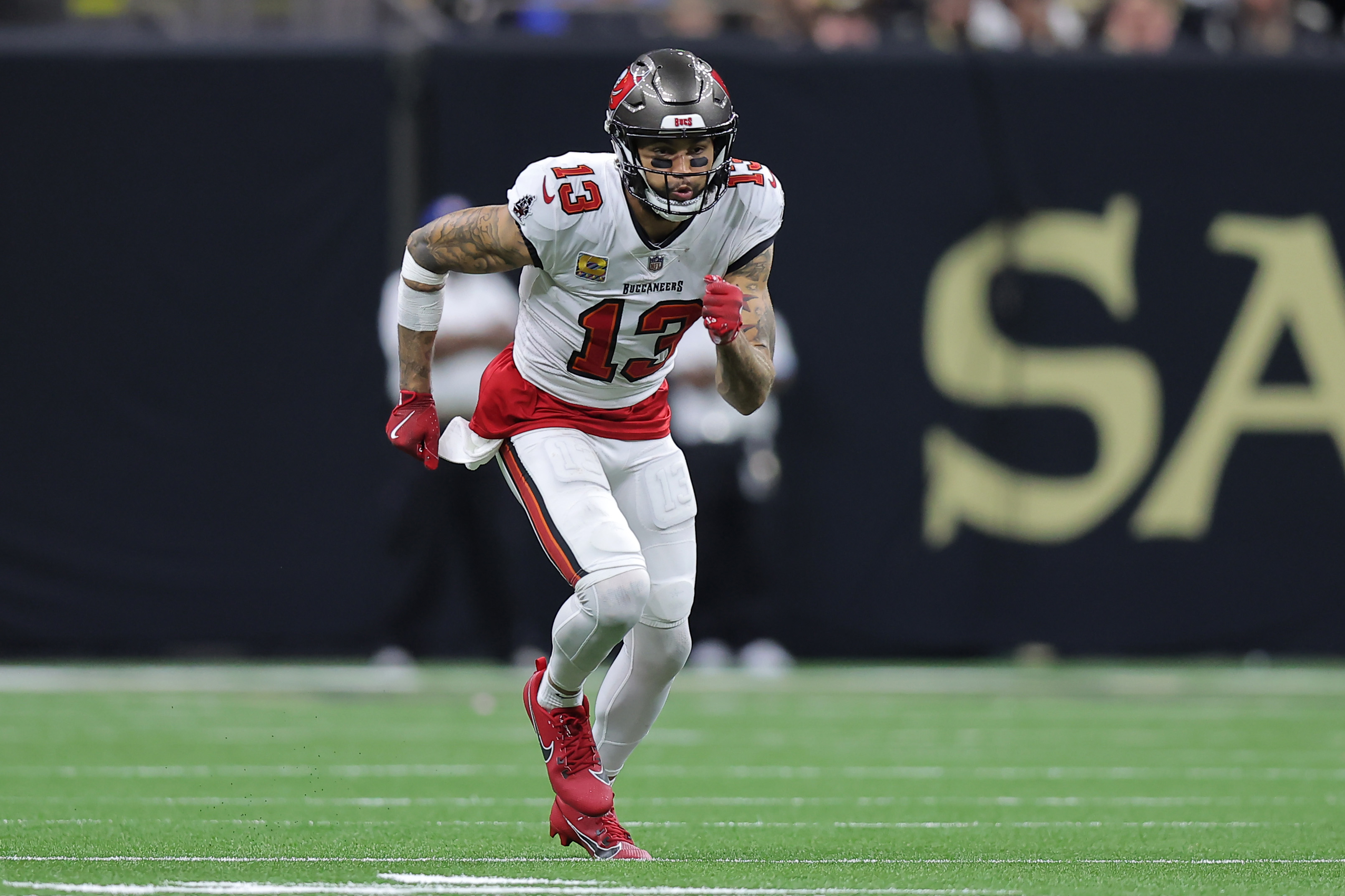 Buccaneers Make Decision on Mike Evans' Status For Week 7