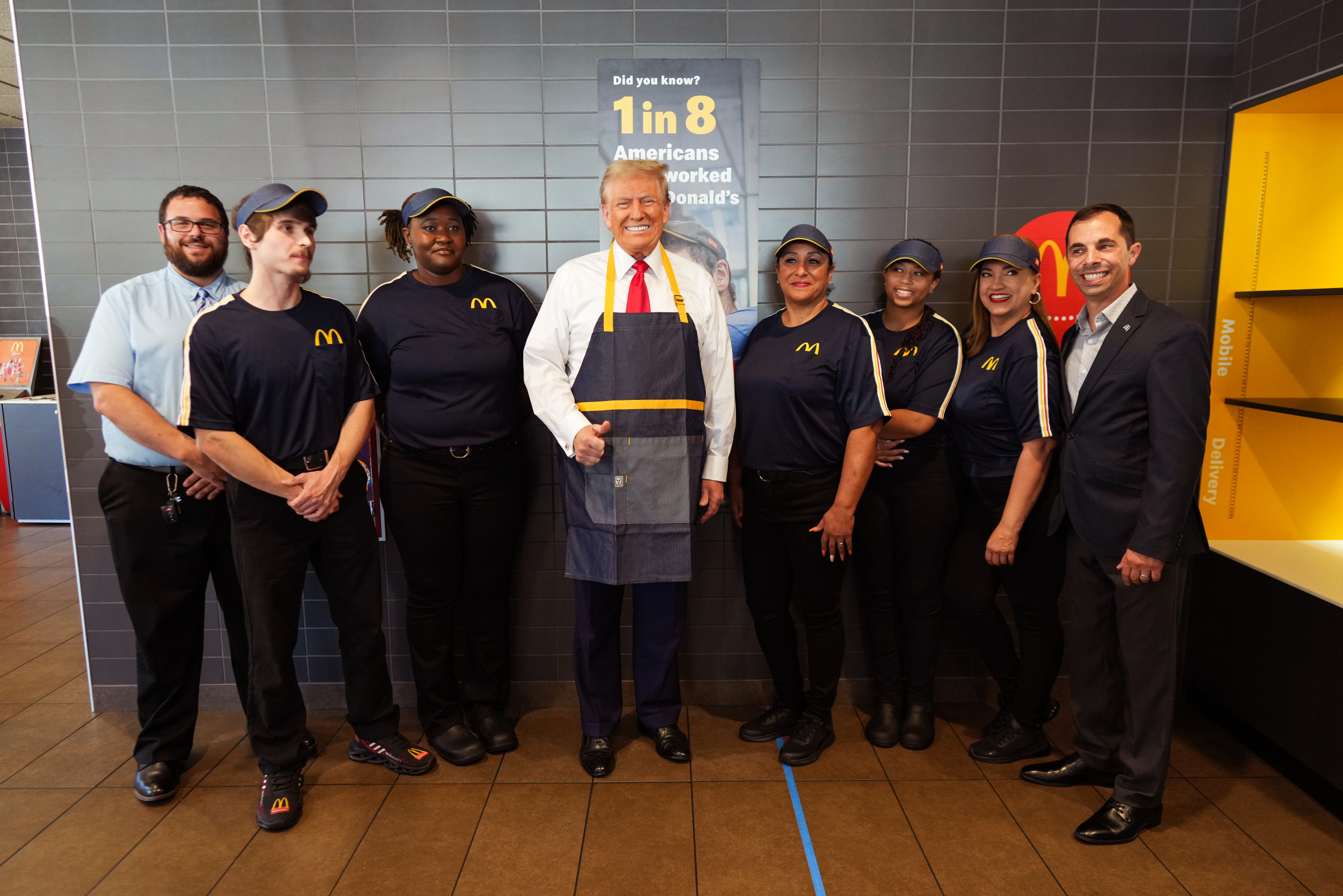 Donald Trump Working McDonald's Fry Cooker In Pennsylvania Takes Off ...