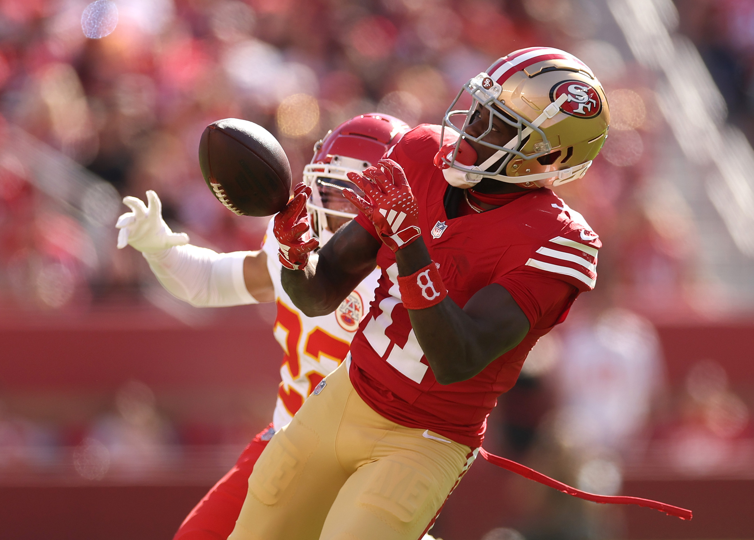 49ers Brandon Aiyuk Carted To Locker Room With Apparent Leg Injury ...