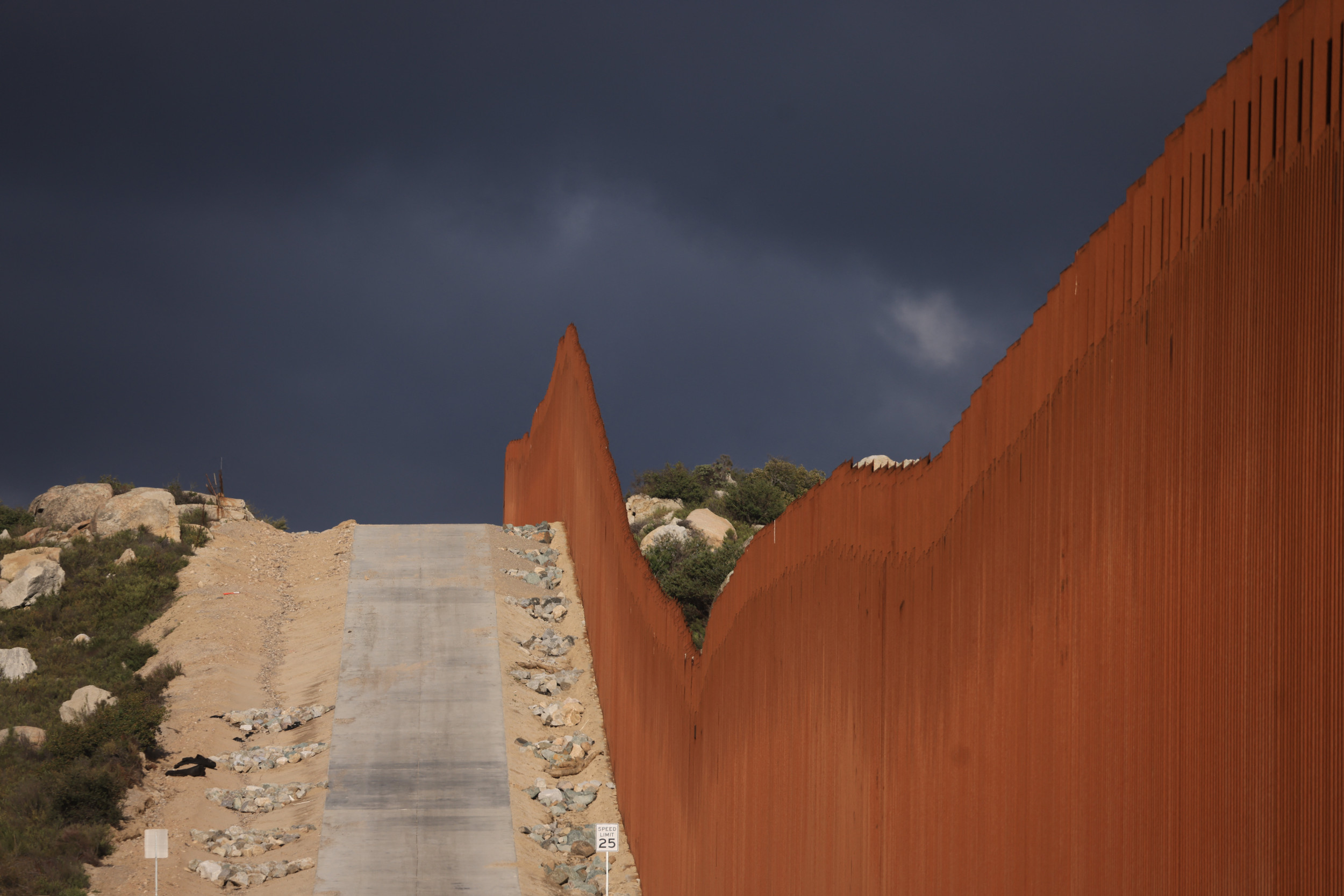 Why Liberals Around the World Lost Support for Their Border Views | Opinion