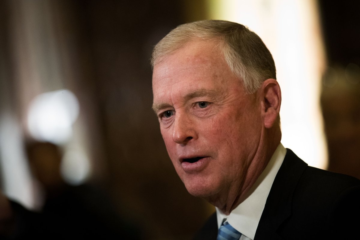 China ‘Outpacing’ US in High-Tech Arms Race, Dan Quayle Warns China ‘Outpacing’ US in High-Tech Arms Race, Dan Quayle Warns