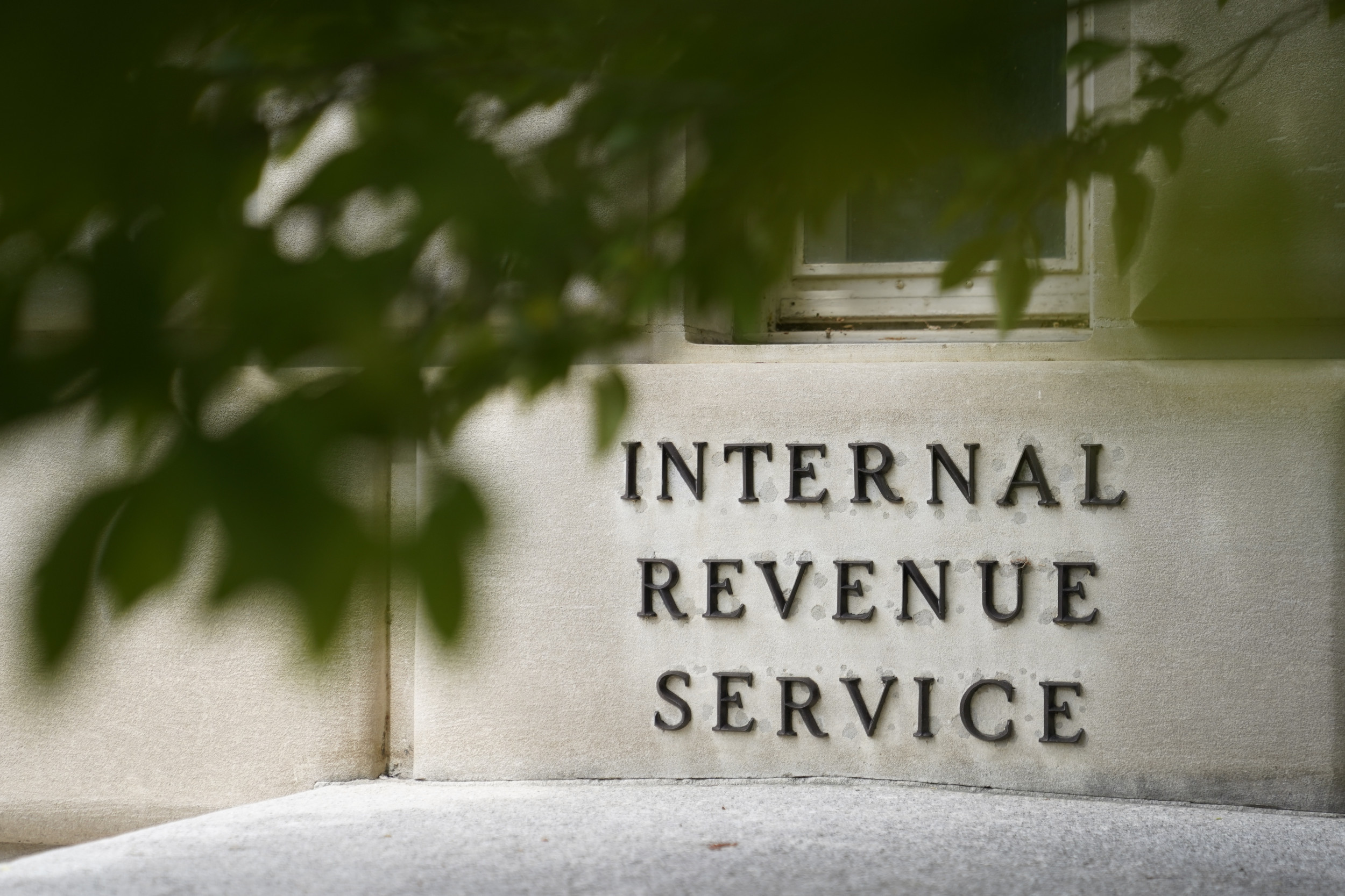 IRS Announces Higher Standard Deductions for Taxpayers in 2025 Newsweek