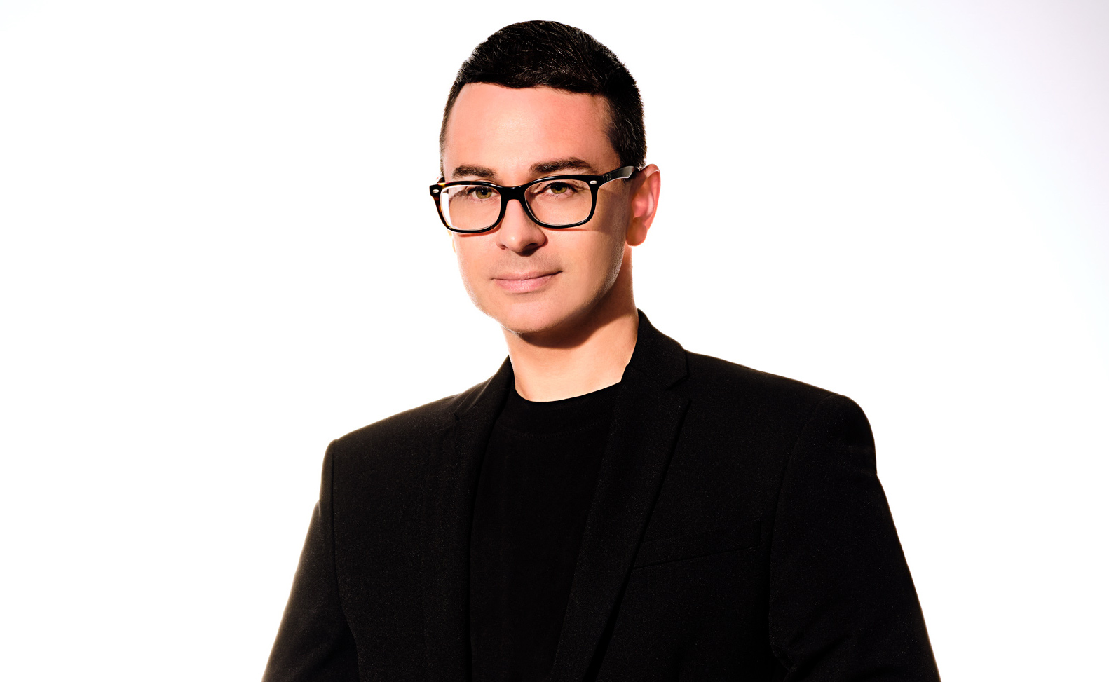 Christian Siriano gives behind-the-scenes at fashion in new book