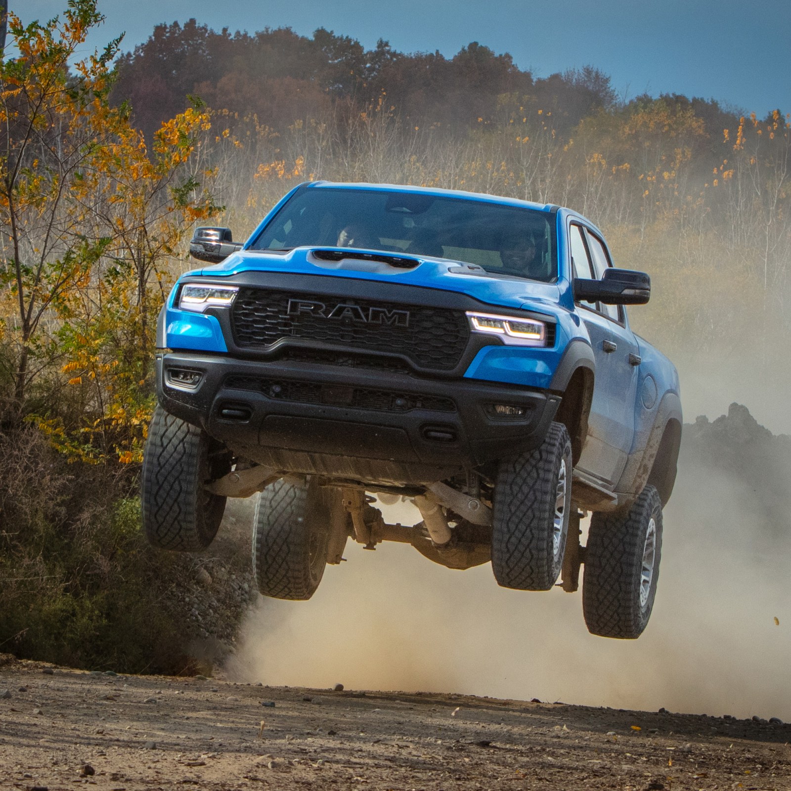 Dodge Ram Runner Contro Ford Raptor