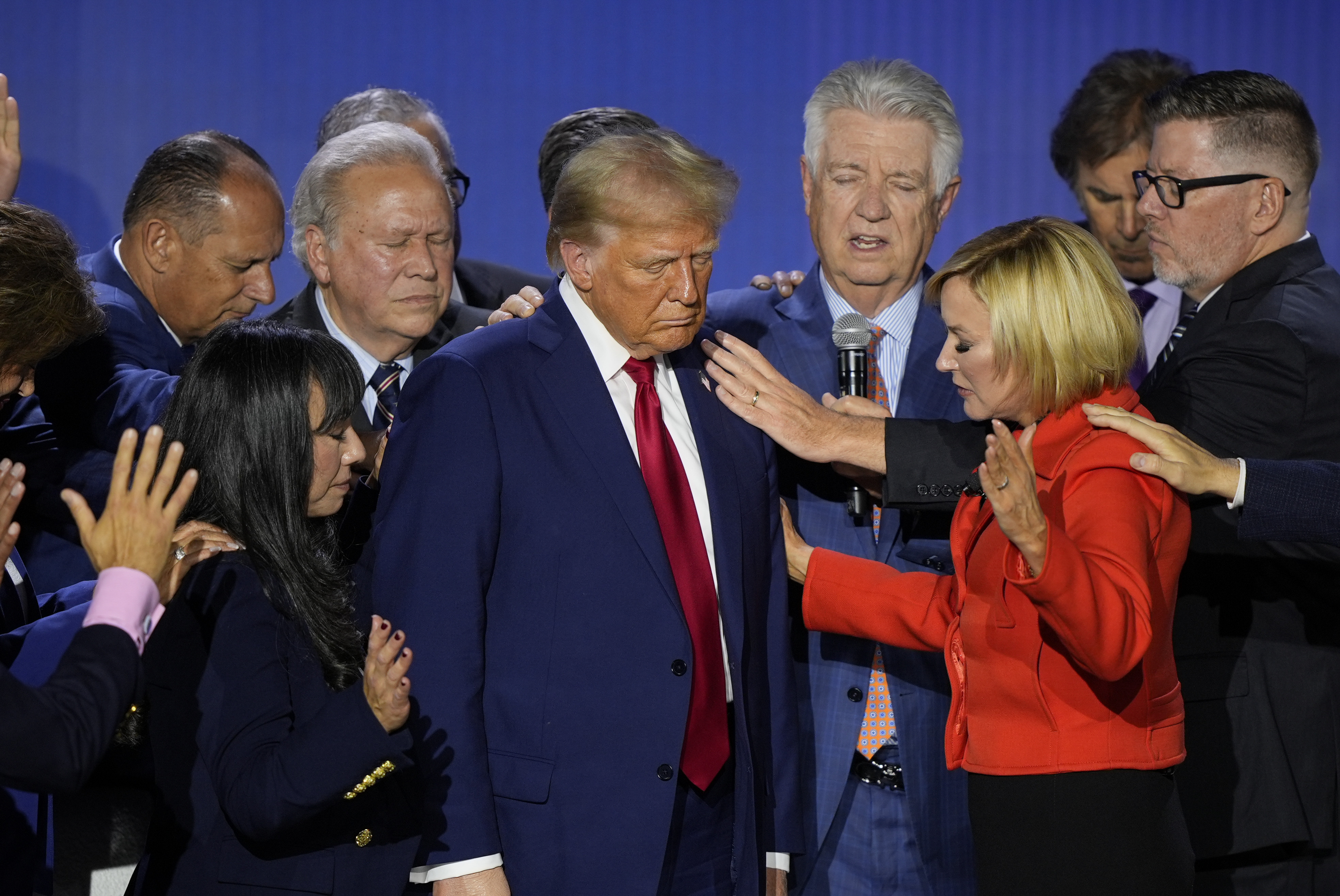 Christian Leaders Unite in Prayer for Donald Trump: A Viral Moment Online