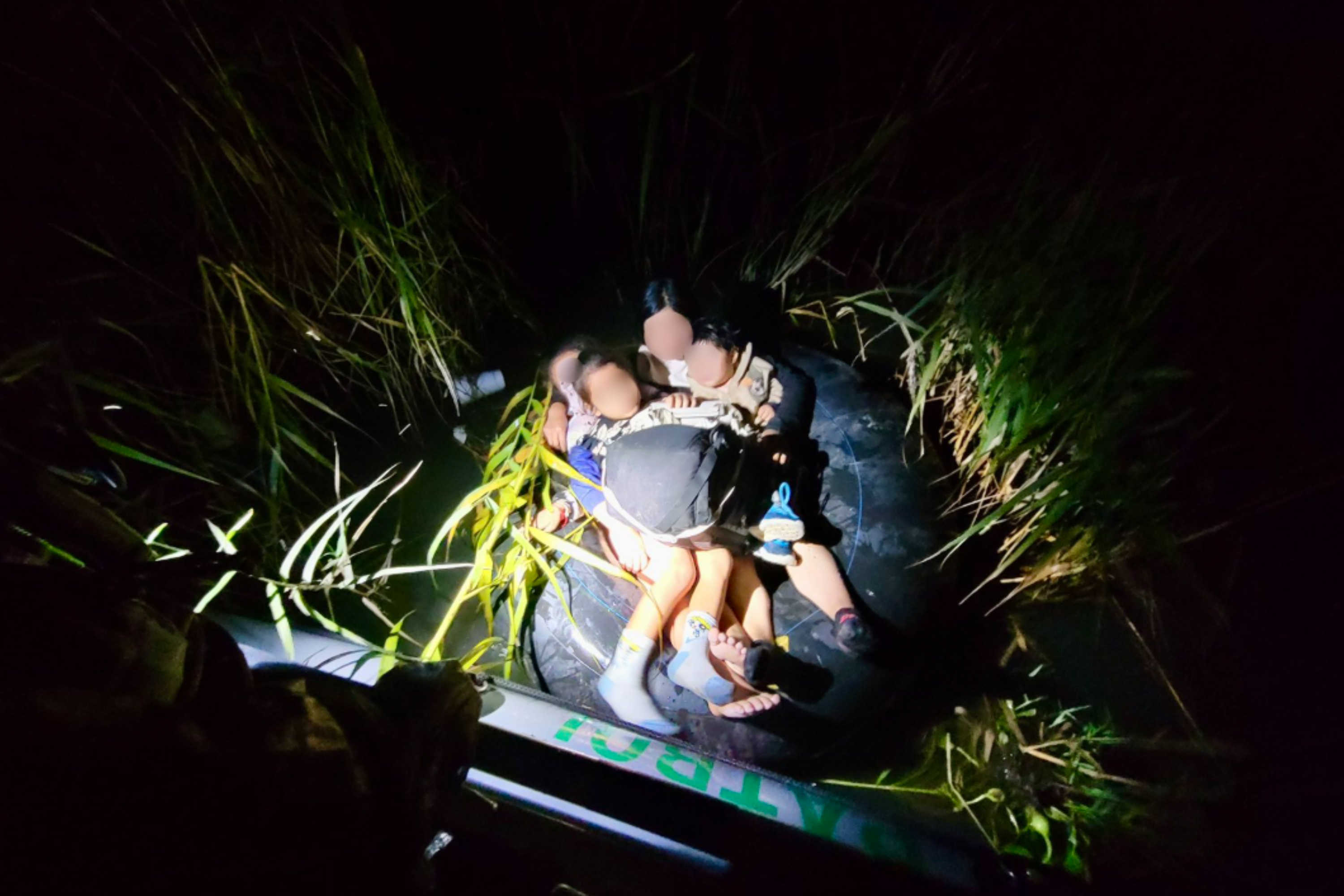 Border Agents Rescue Four Migrant Children From Raft on Rio Grande
