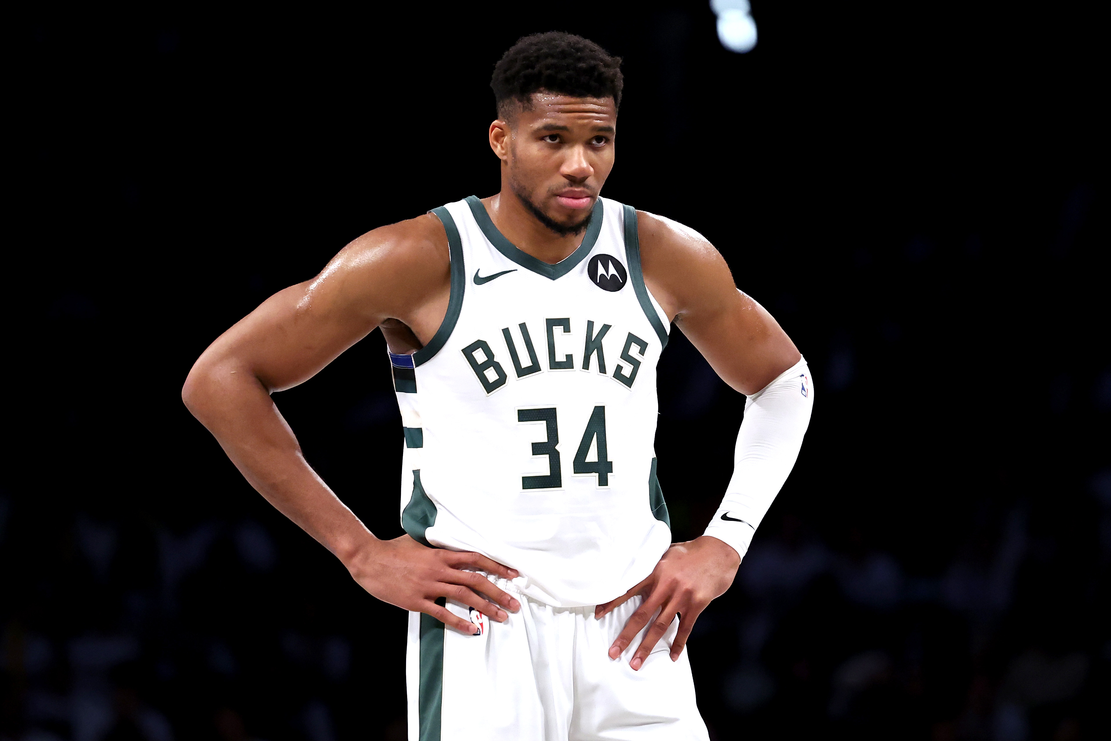 Bucks Could Be Offered Godfather Deal in Potential Giannis Antetokounmpo Trade