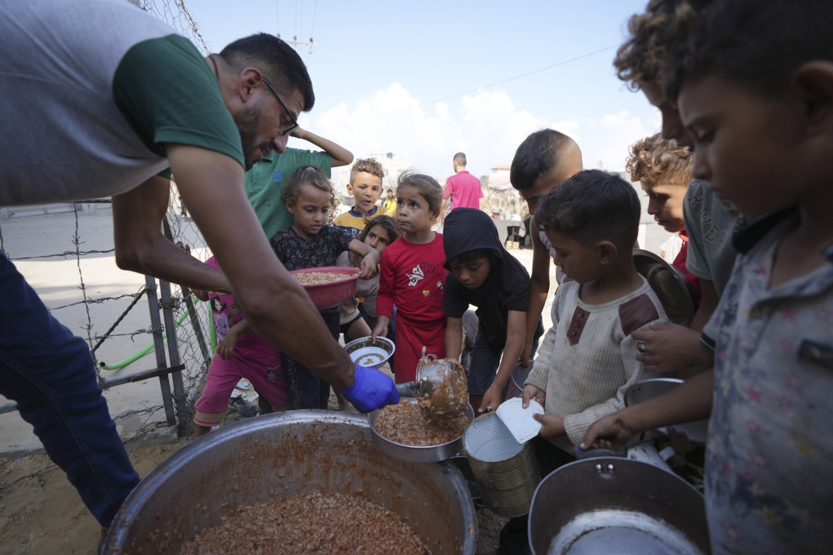 Displaced Palestinian children