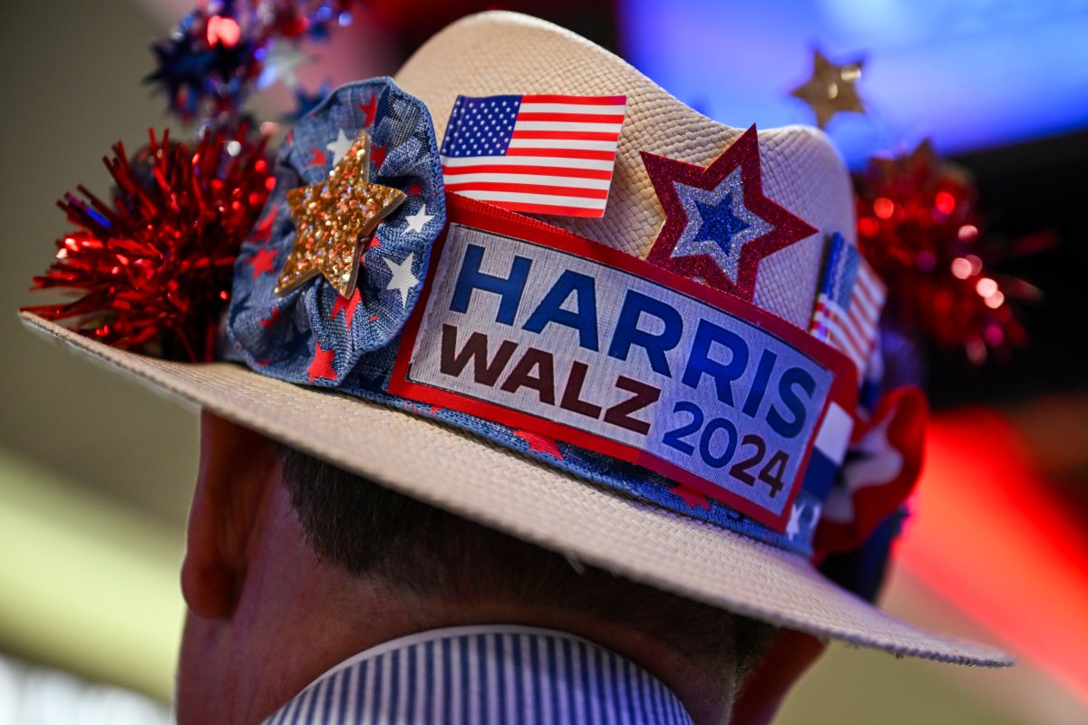 Sombrero Harris-Walz 2024