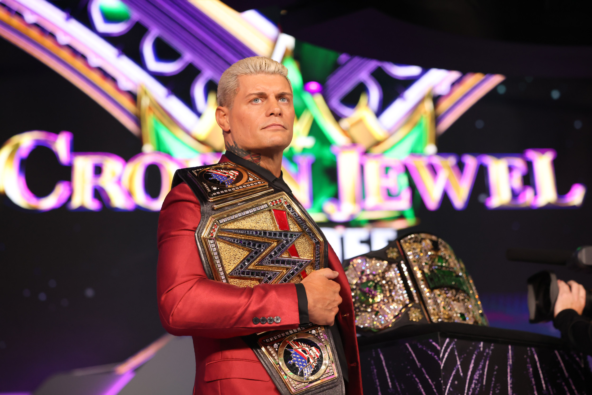 Cody Rhodes Makes WWE History As Inaugural Men's Crown Jewel Champion ...