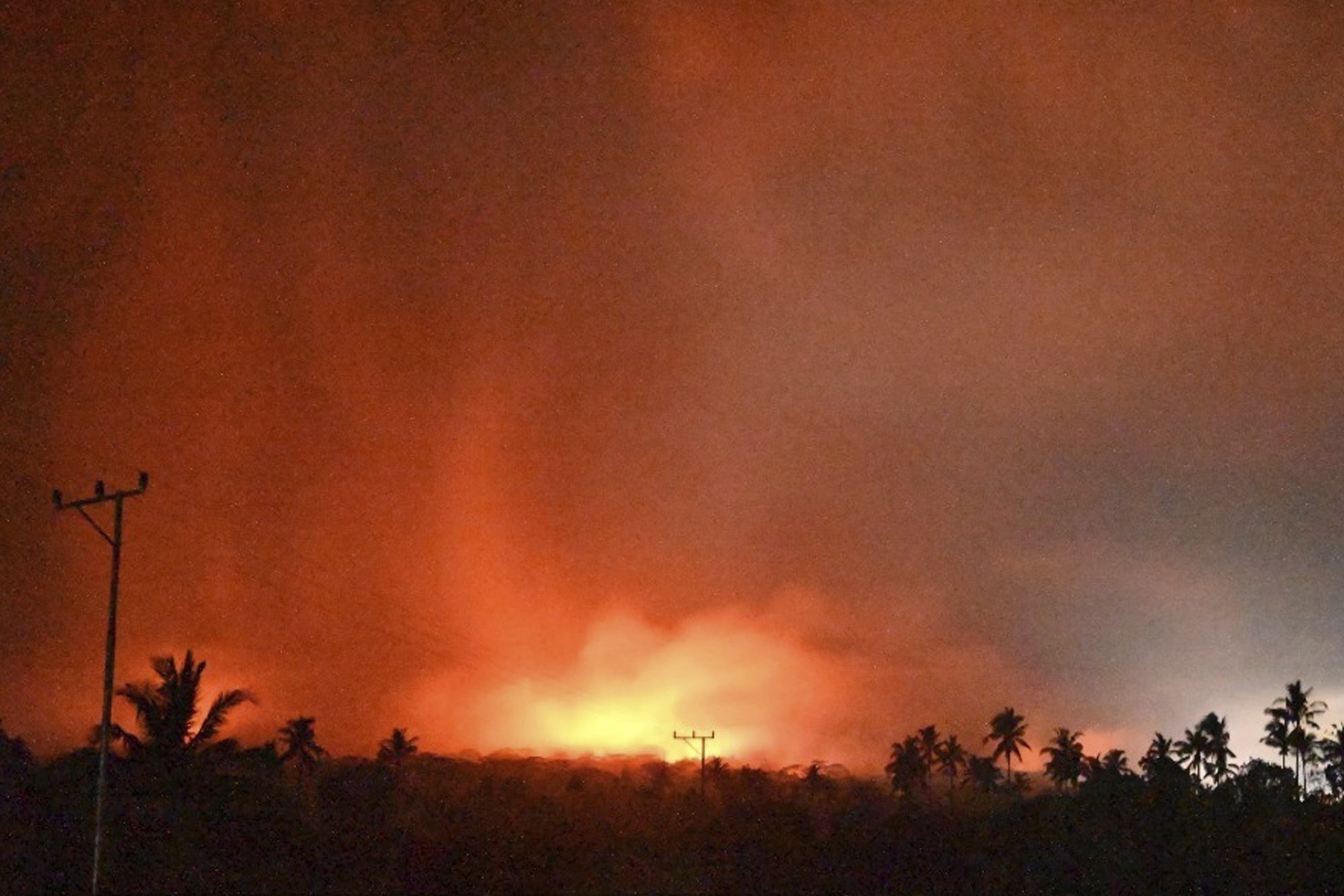 Volcano eruption claims 10 lives, forces thousands to flee