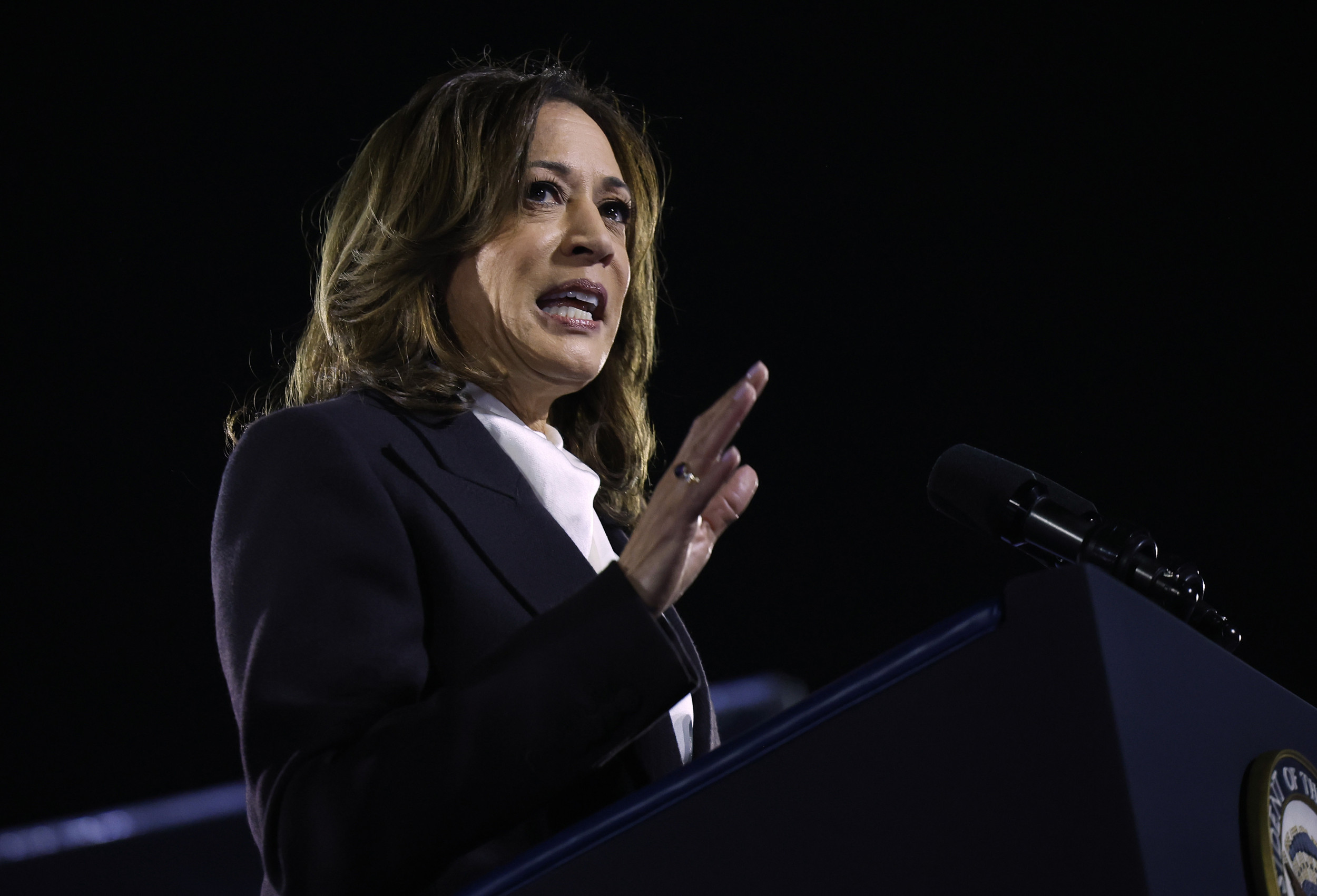 Donald Trump and Kamala Harris Make Final Rally Pitch Hours Before