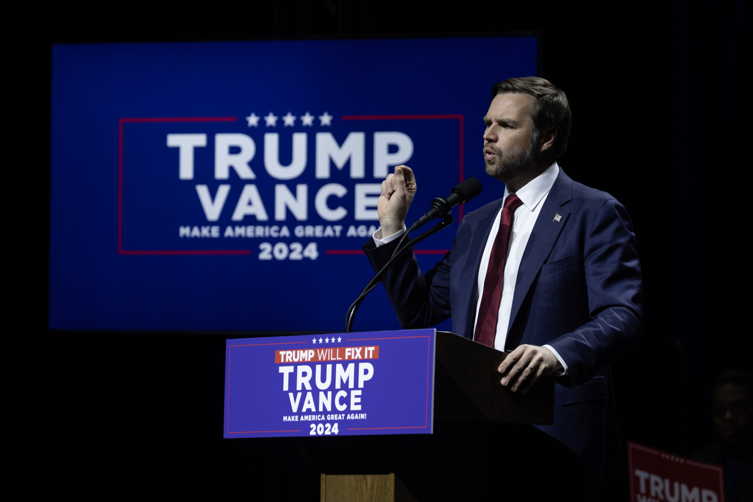 JD Vance Ripped For Calling Kamala Harris 'Trash' At Atlanta Rally ...