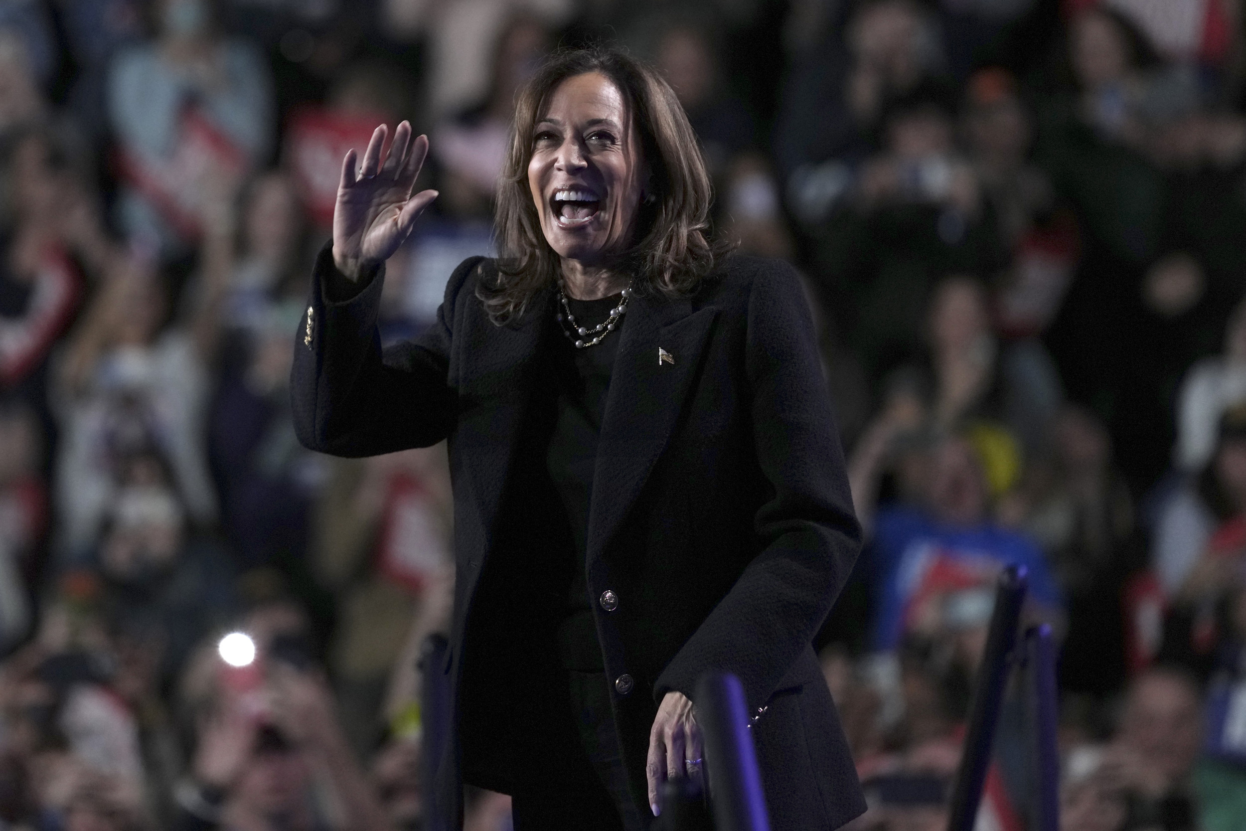 Kamala Harris suddenly becomes the favorite to win