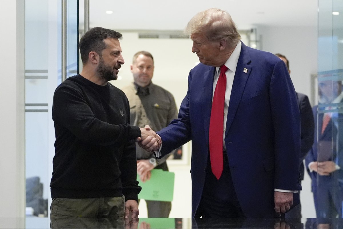 Zelensky and Trump shake hands 