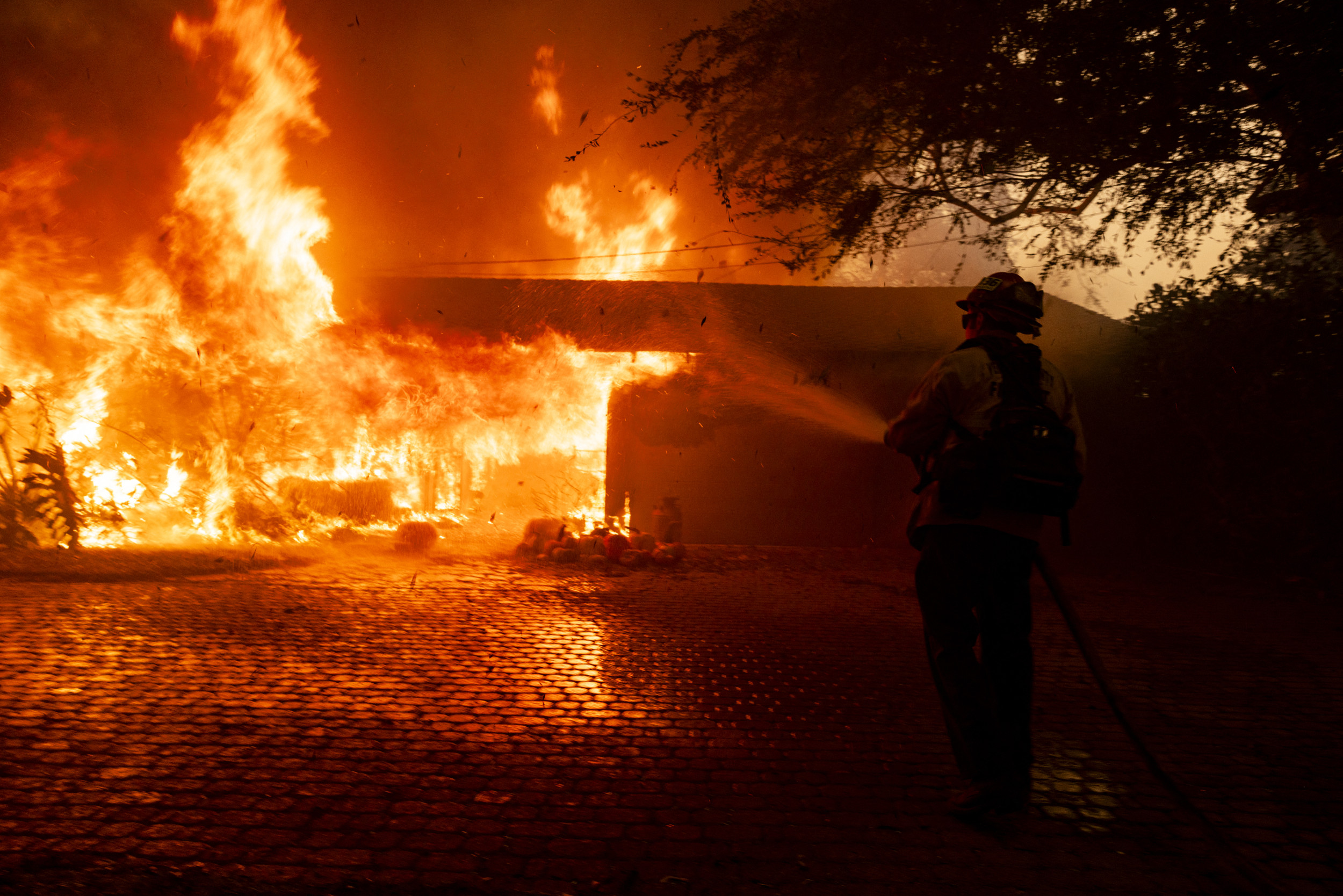 Mountain Fire Map, Update As California Blaze Forces Thousands To Evacuate