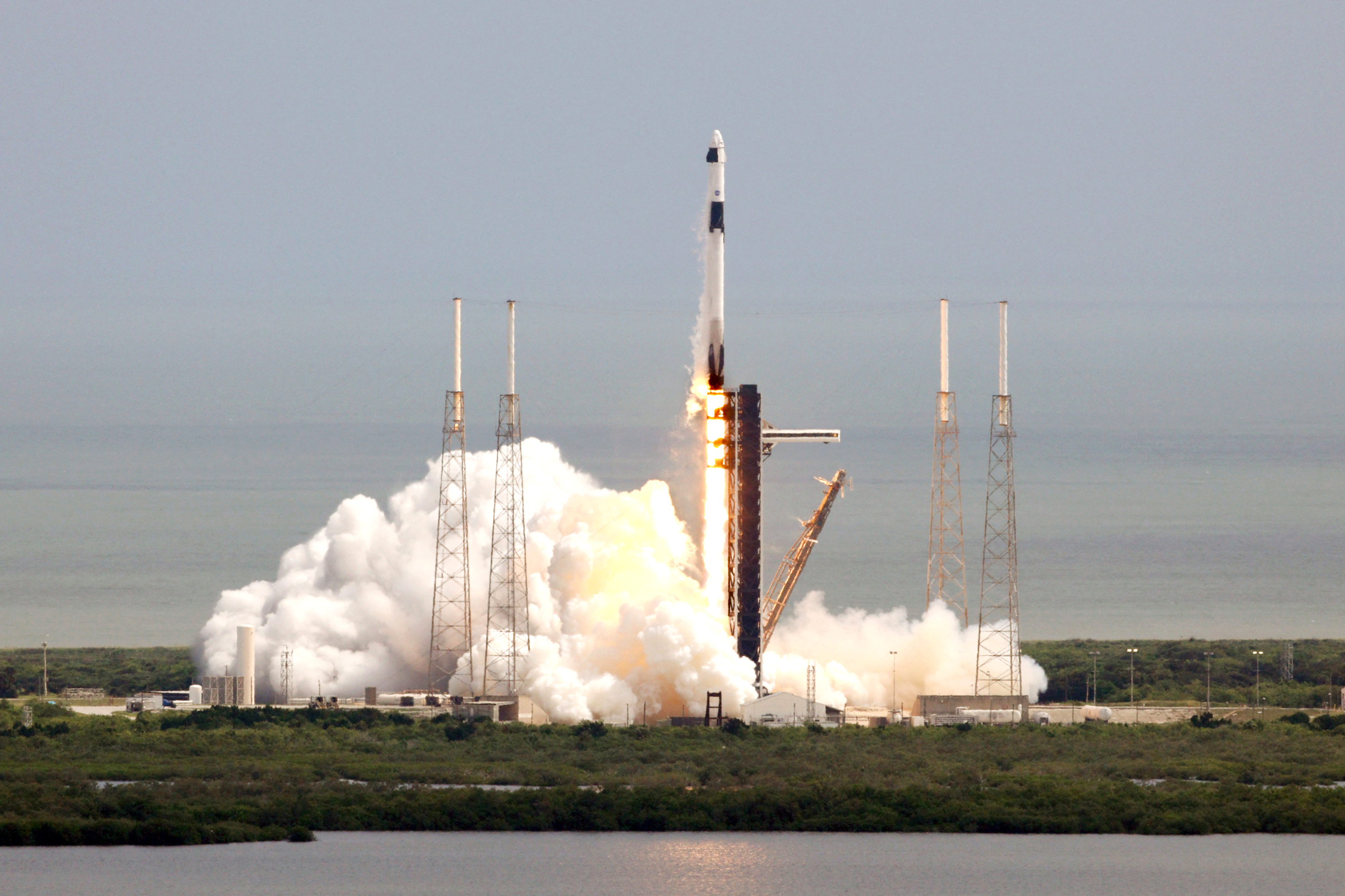 SpaceX Falcon 9 Starlink Mission Finally Launches After Failed Attempts