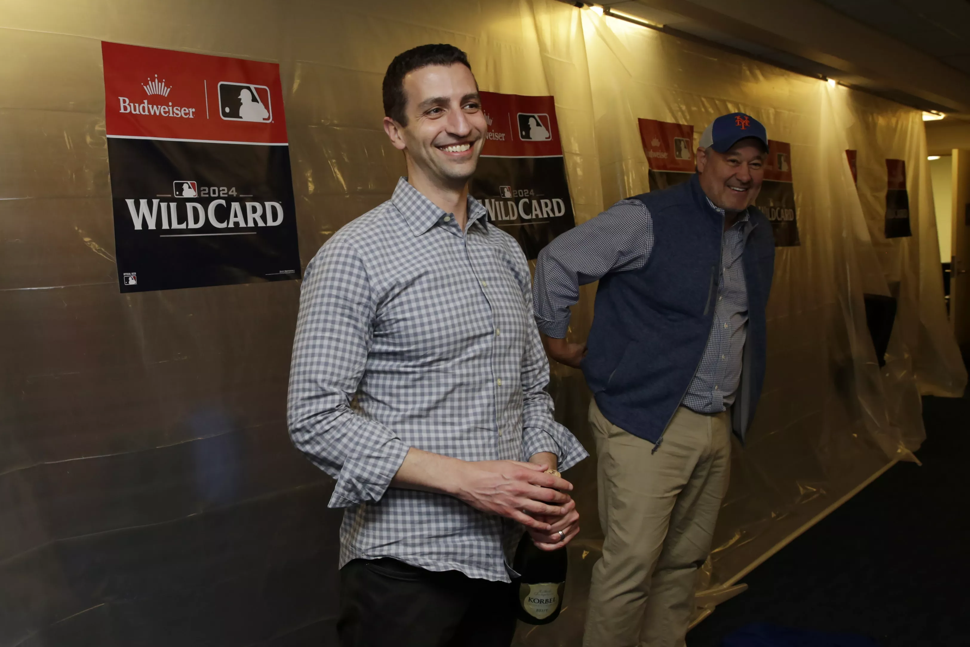 Mets Land $50 Million Silver Slugger Winner in Five-Player Trade Proposal