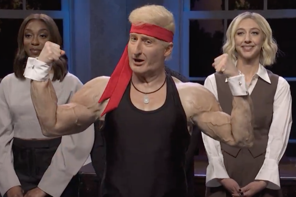 Hot Jacked Trump on SNL