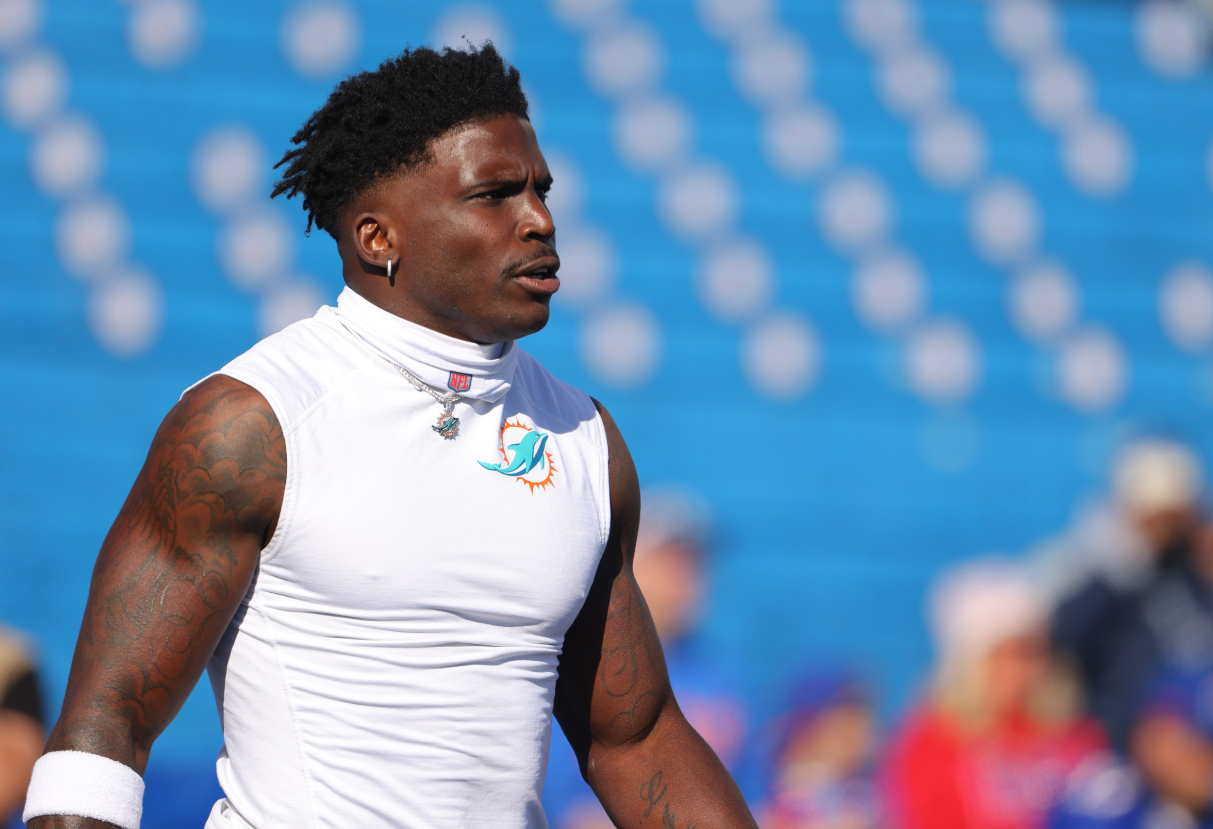 Tyreek Hill Plays Through Injury in Dolphins' Win