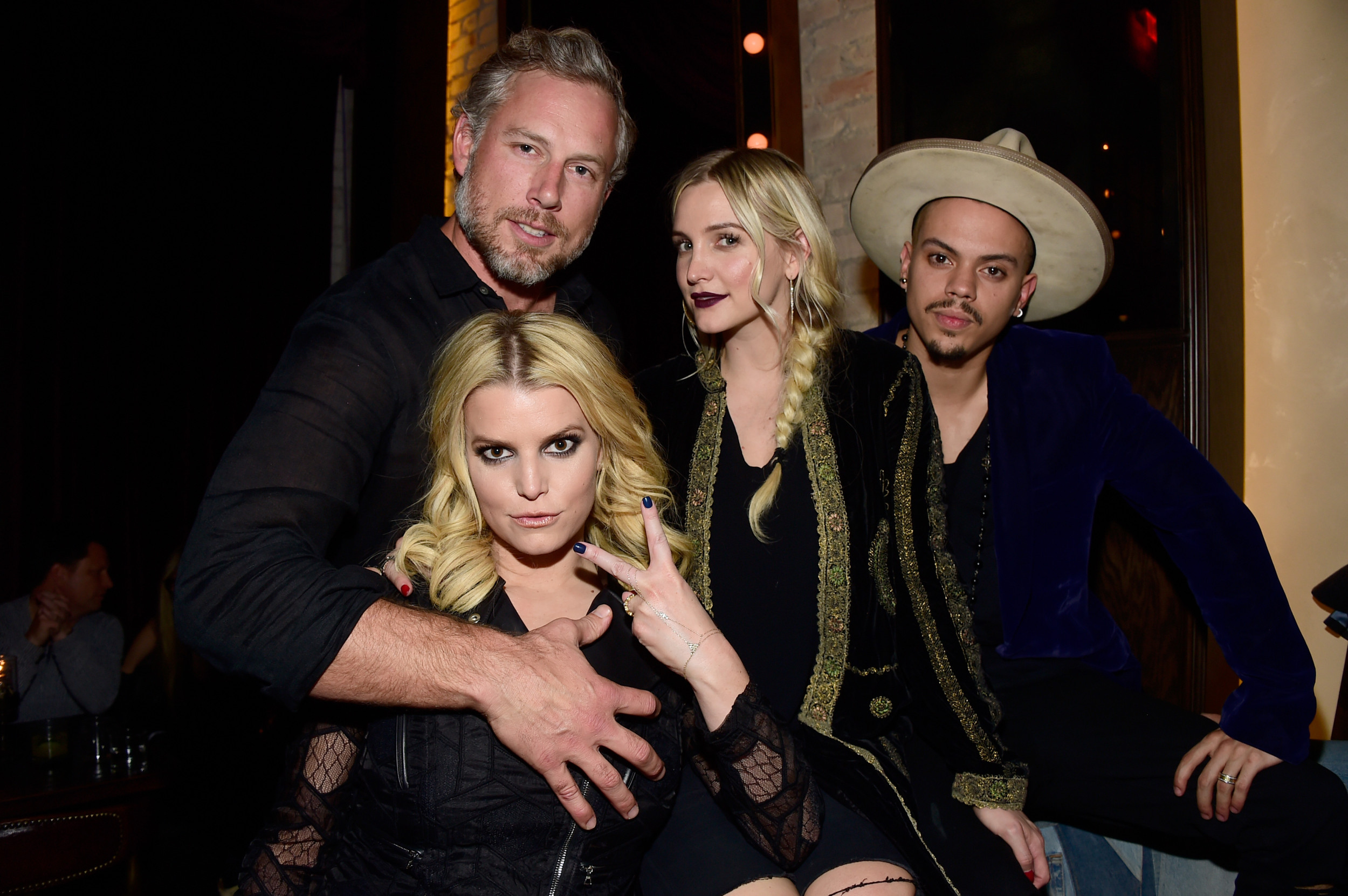 Ashlee Simpson Shuts Down Jessica Simpson Divorce Rumors