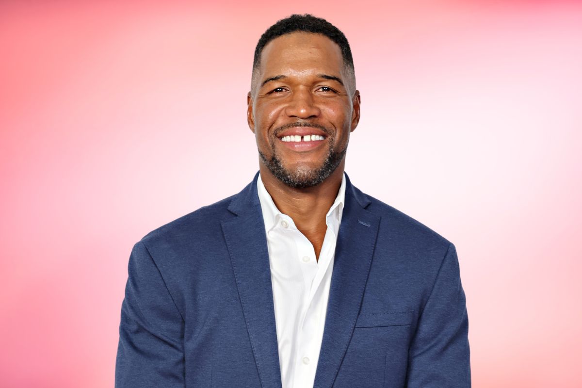 Michael Strahan Responds to National Anthem Backlash