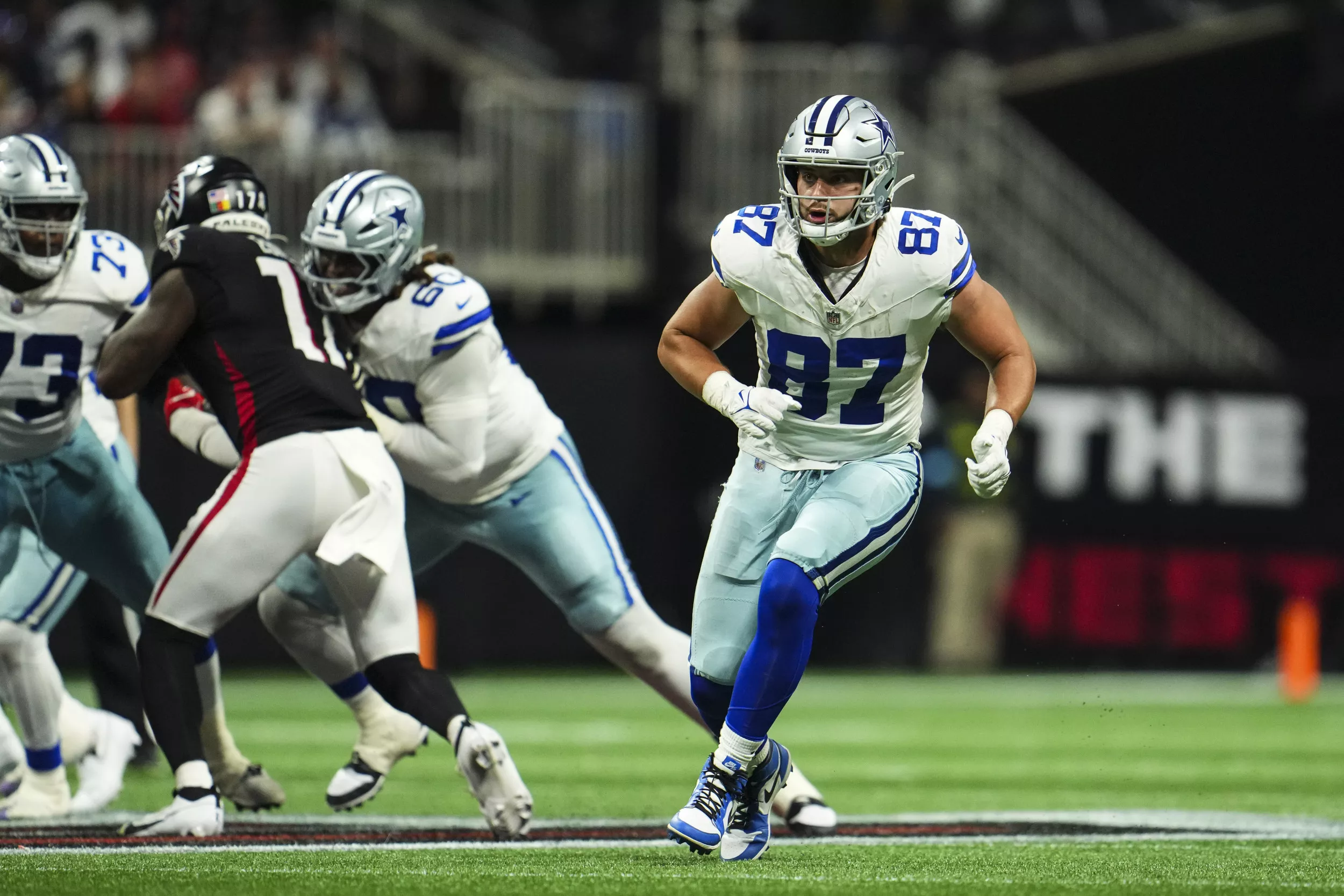 Cowboys TE Jake Ferguson Ruled Out of MNF With Apparent Concussion