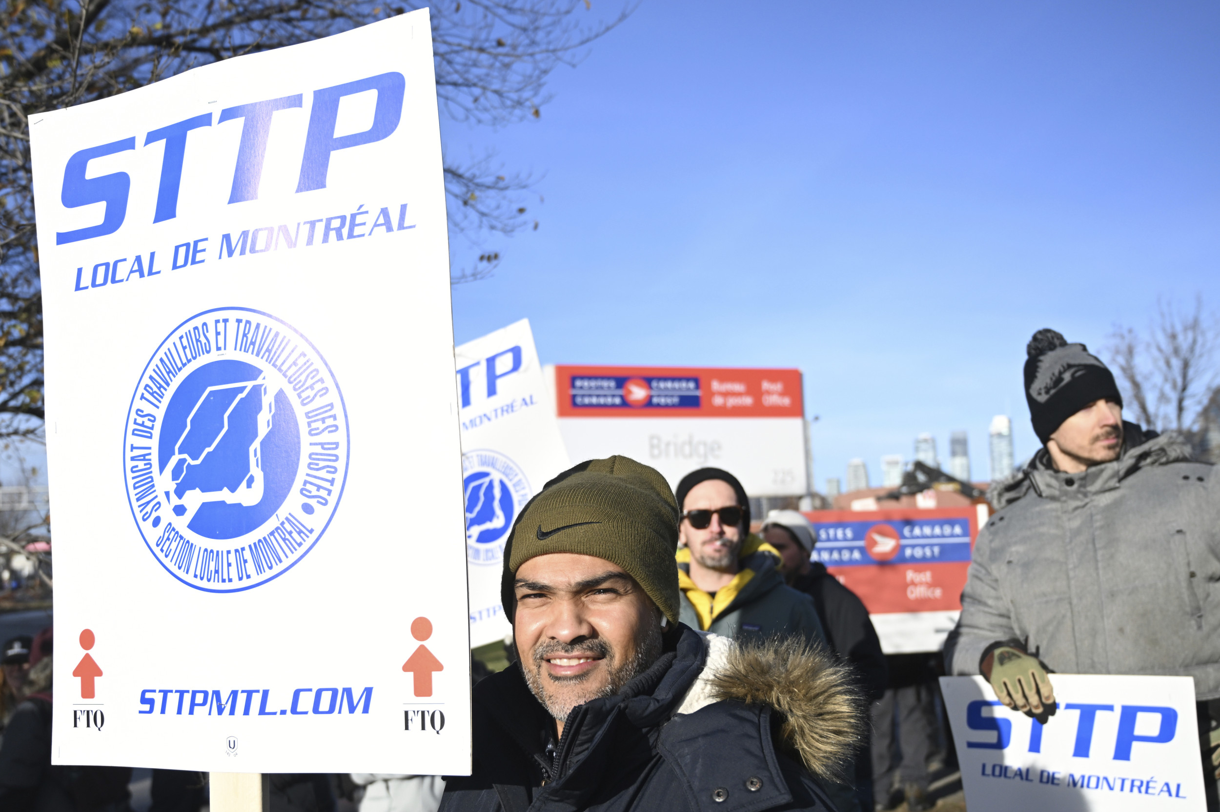 Canada Post Strike Strains Small Businesses