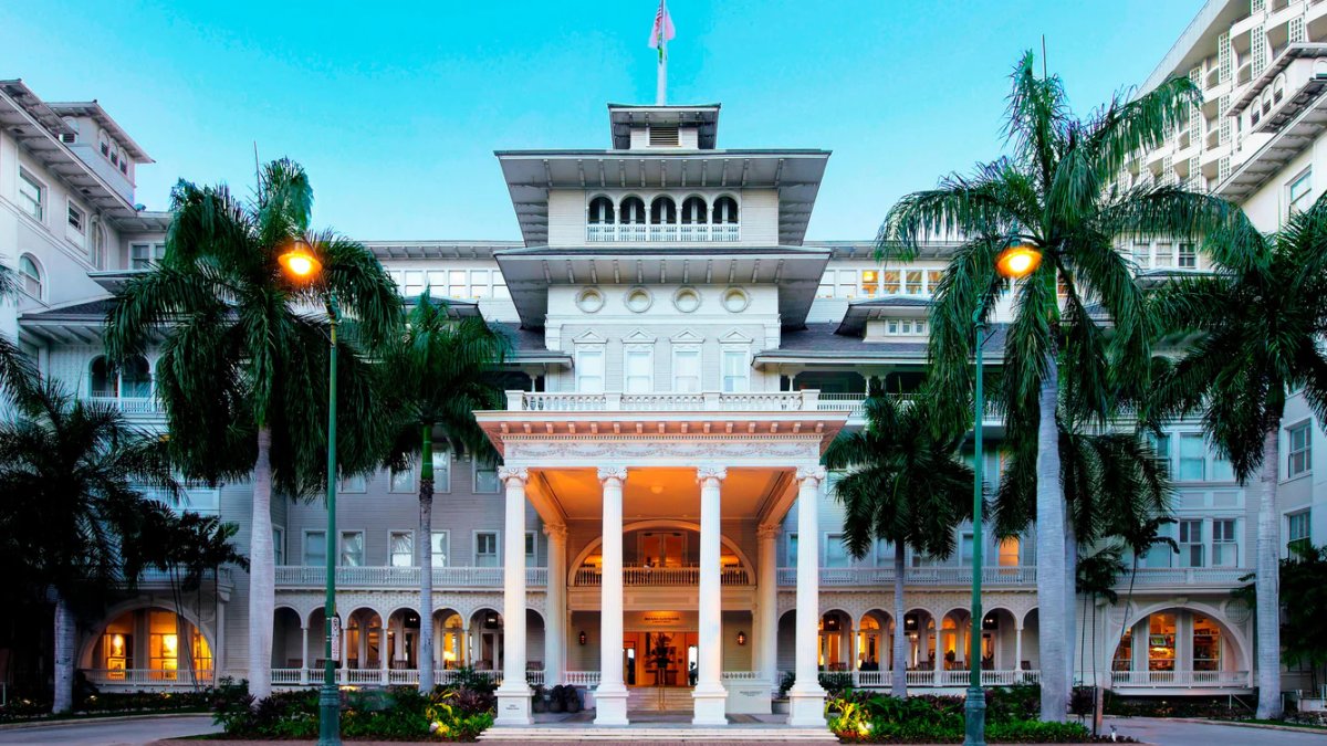 Moana Surfrider Hotel