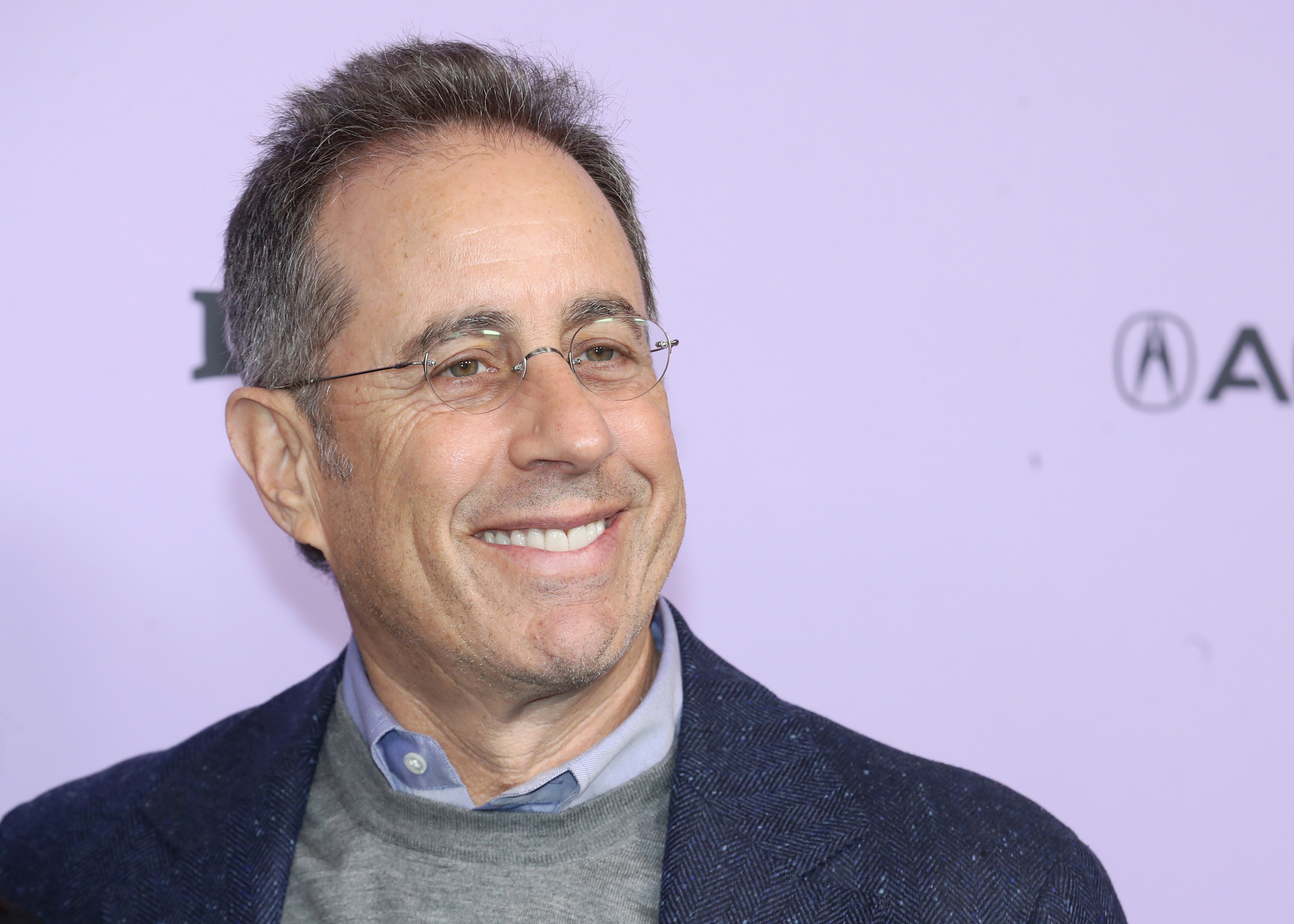 Jerry Seinfeld Calls into Radio Show After Hearing Them Diss His Sitcom ...