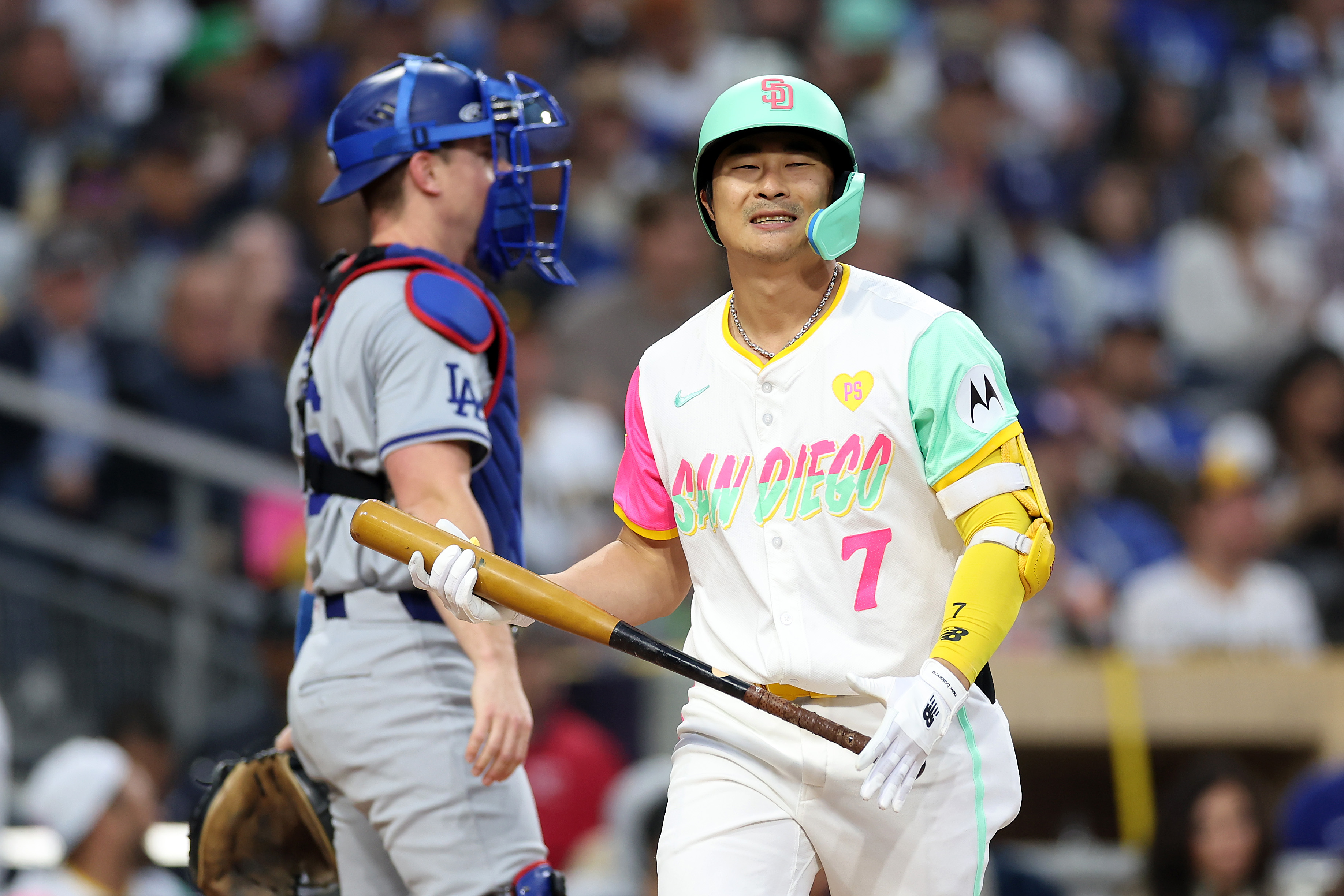 Padres' $14 Million Shortstop Predicted to Bolt for Rival Dodgers - Newsweek