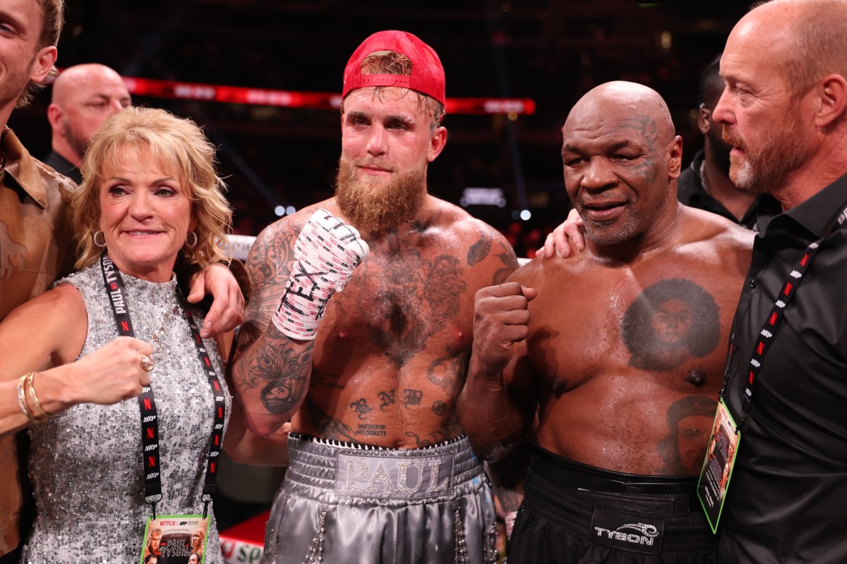 jake paul and mike tyson after fight