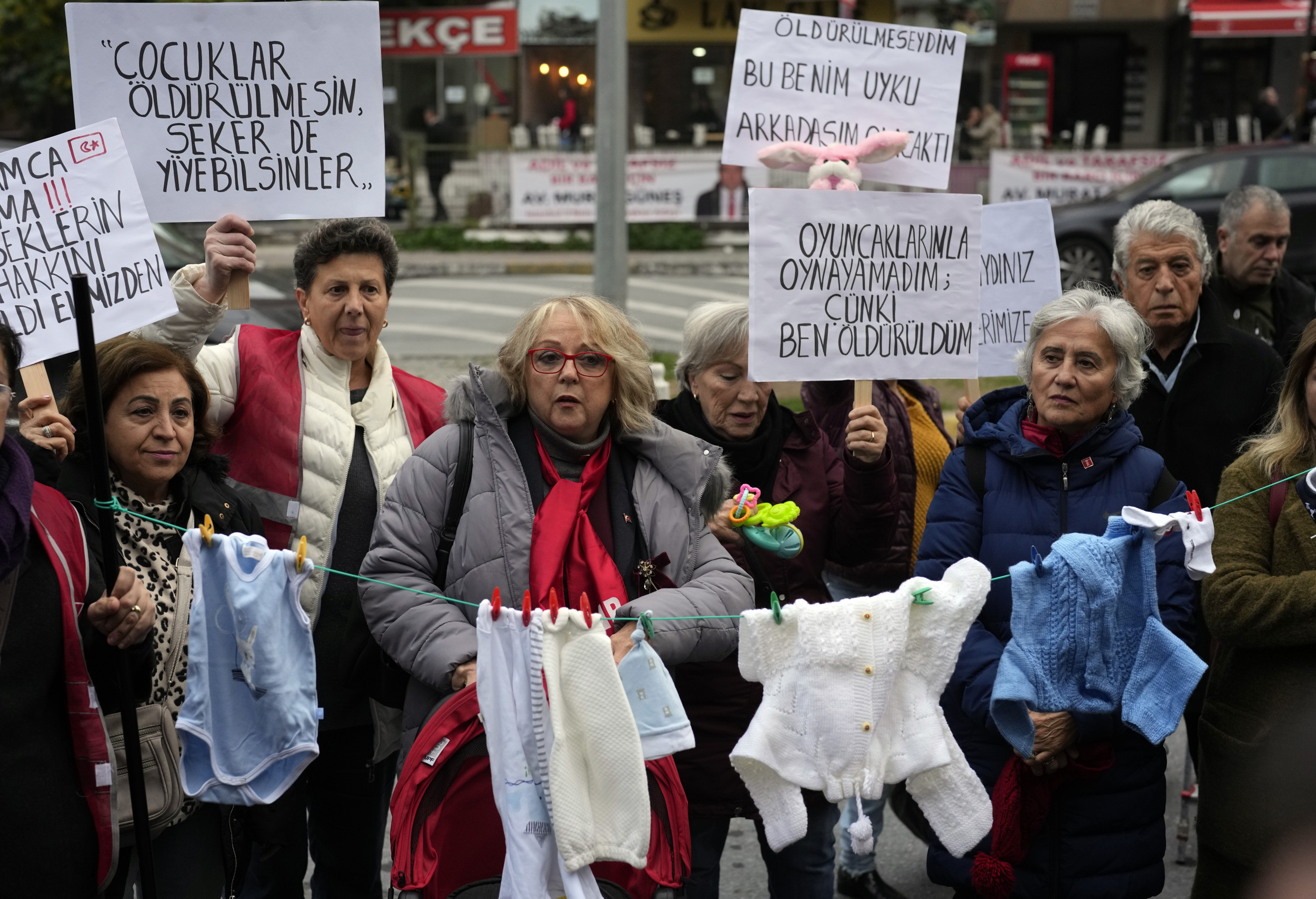 Turkish Health Workers on Trial Over 10 Infant Deaths