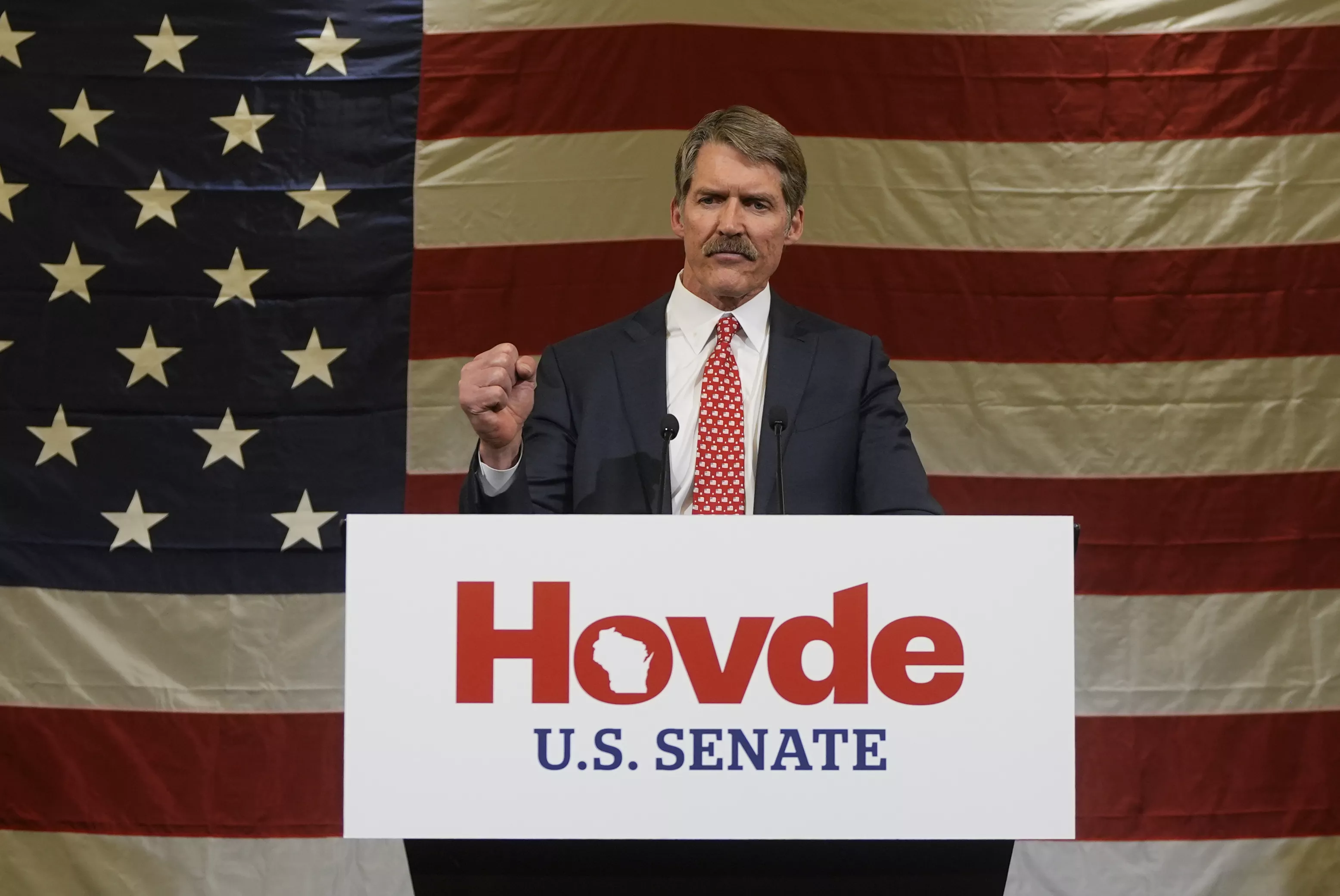 Eric Hovde concedes defeat to Tammy Baldwin in Wisconsin senate race