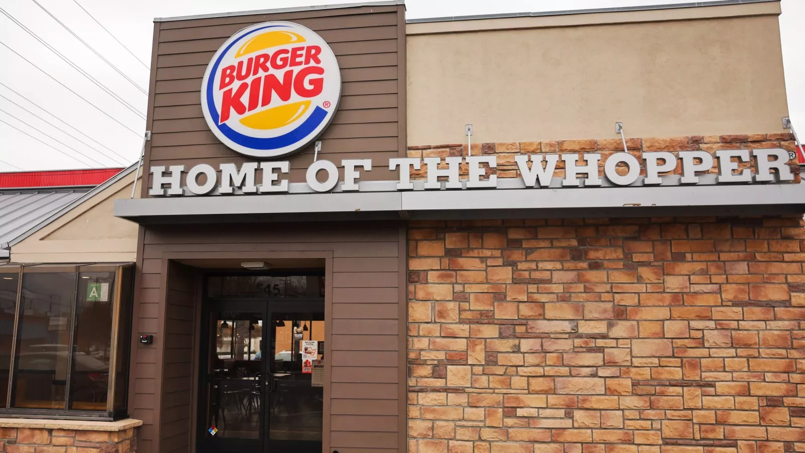 Complete list of fast food open on Thanksgiving Day 2024