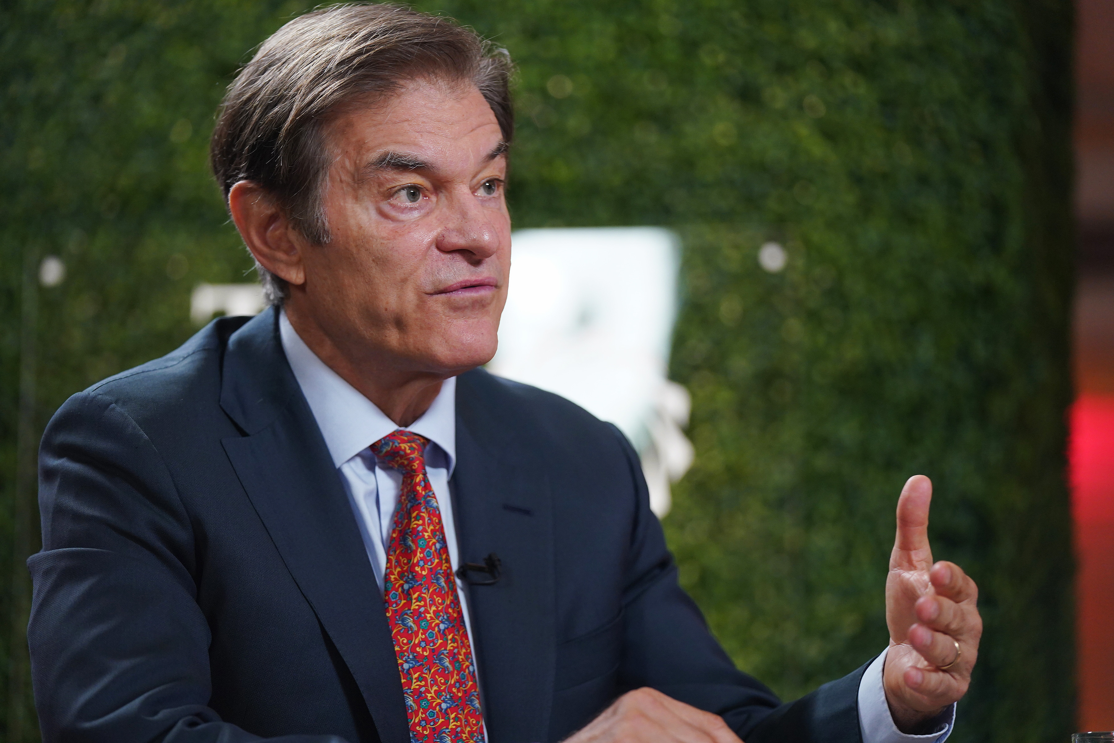 Donald Trump Taps Dr. Oz for Top Health Position - Newsweek