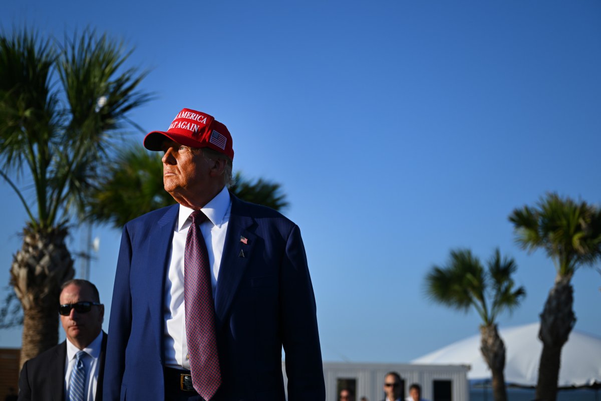 Donald Trump watches launch