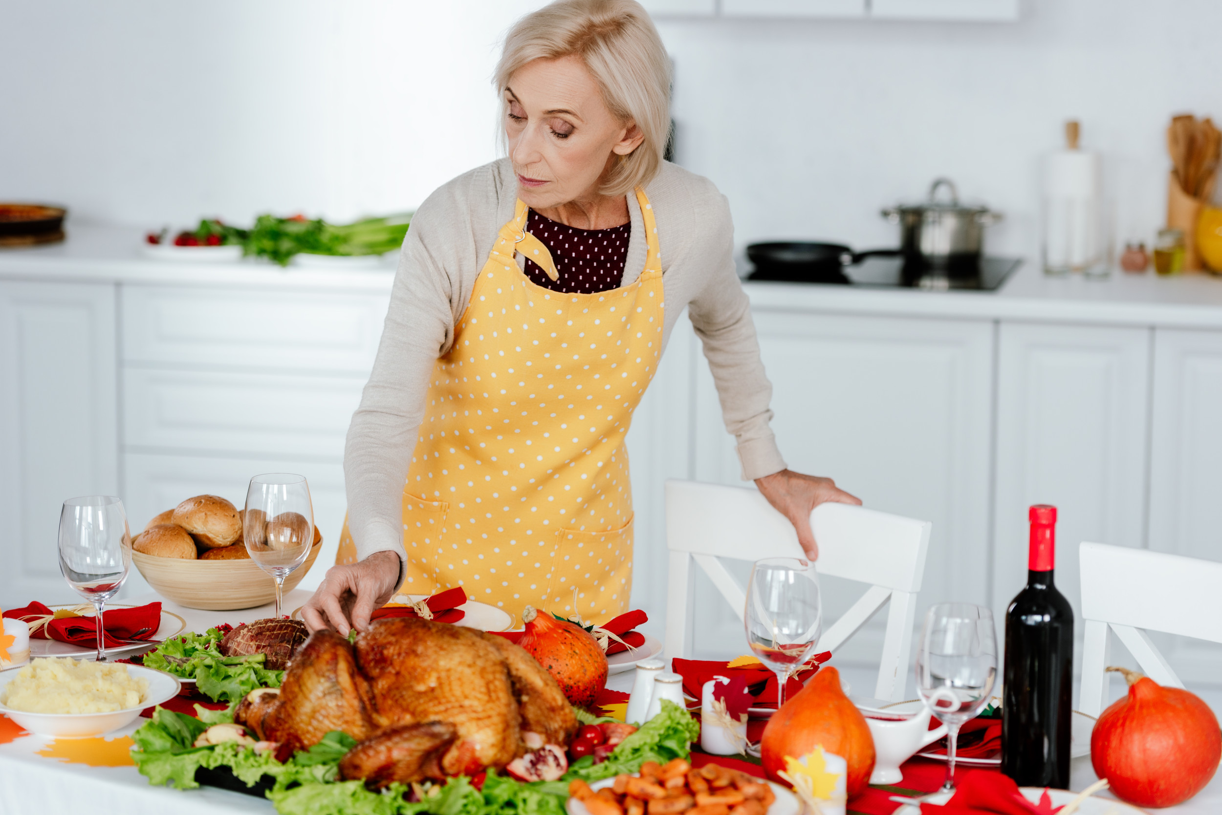 American in Europe's Intricate Plan for Hosting 'Friendsgiving' Goes Viral