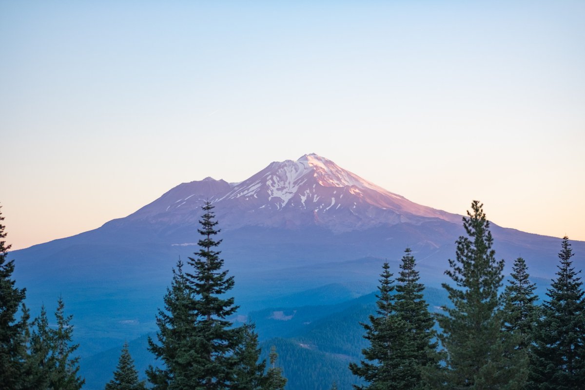 Mount Shasta avalanche warning California