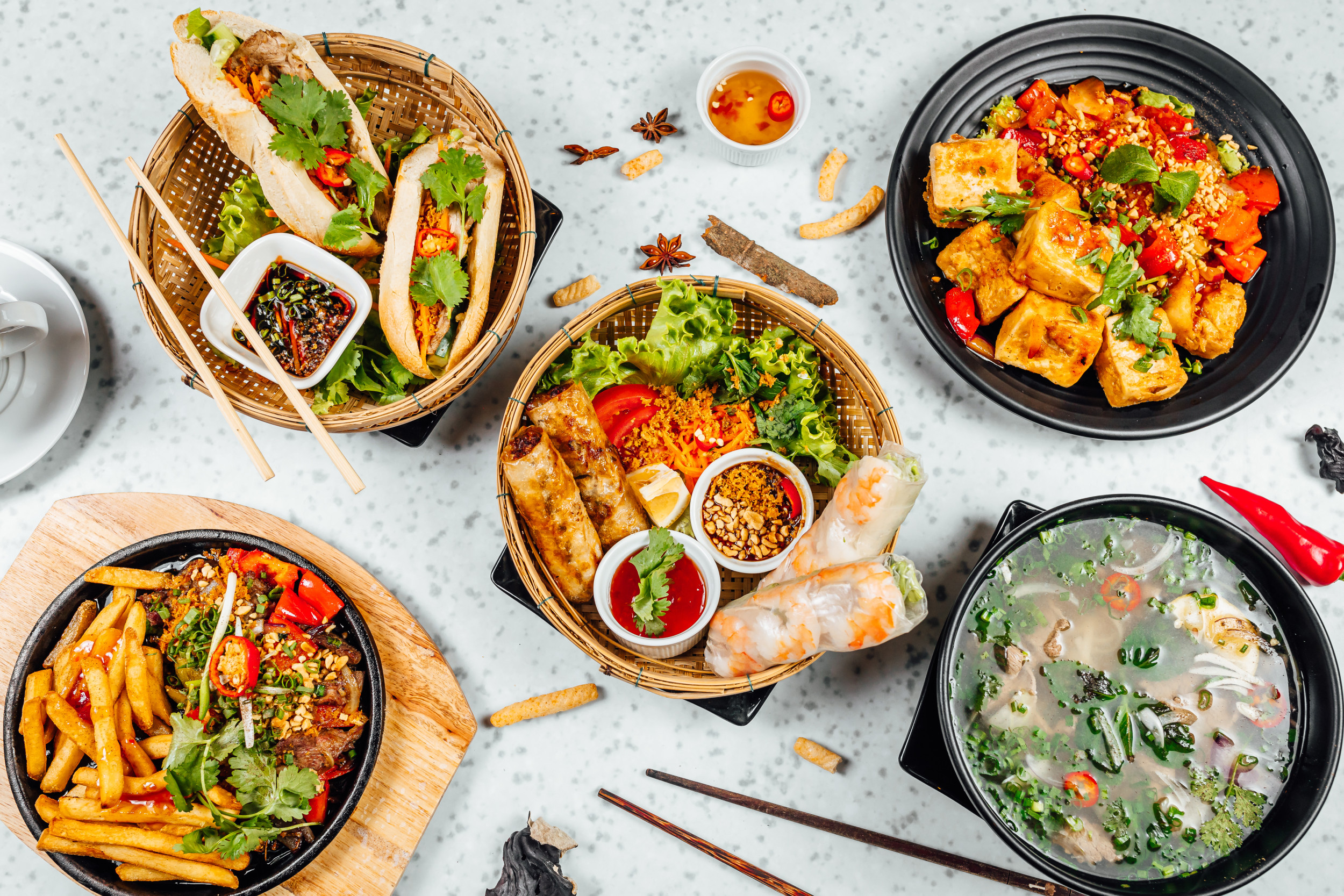 From Hot Honey to Vietnamese: 2025's Hottest Restaurant Trends