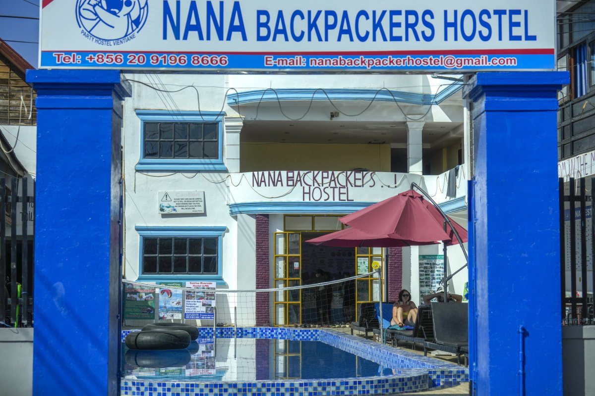 nana backpacker hostel Laos