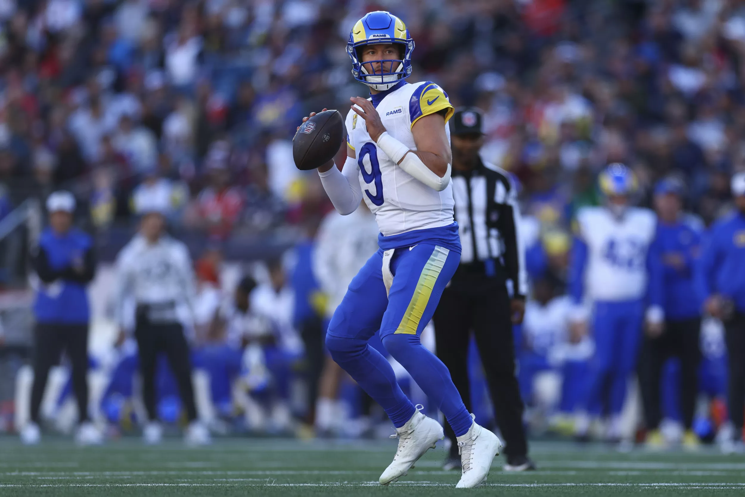 Eagles vs. Rams odds, best bets: Best ATS picks for NFC battle on SNF