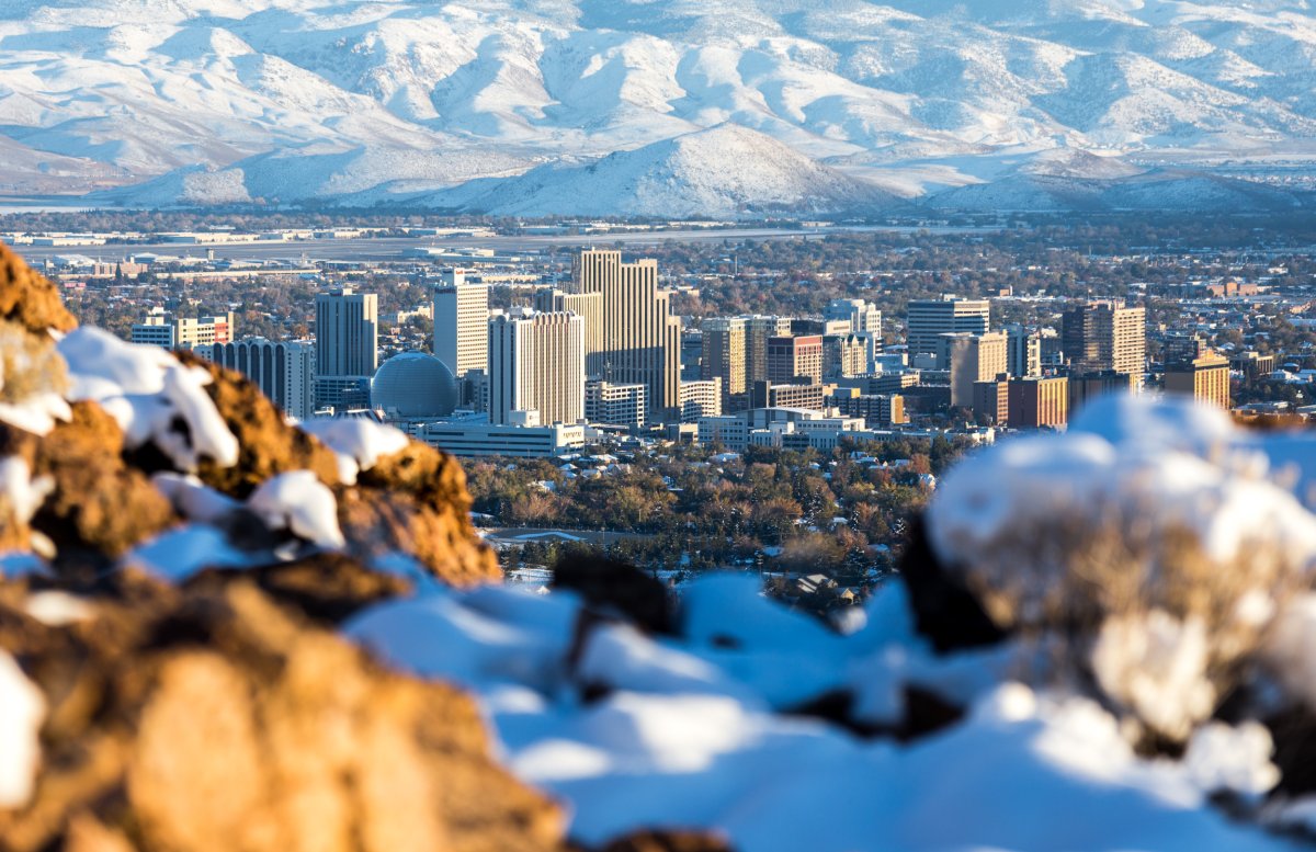 strong winds hit Nevada