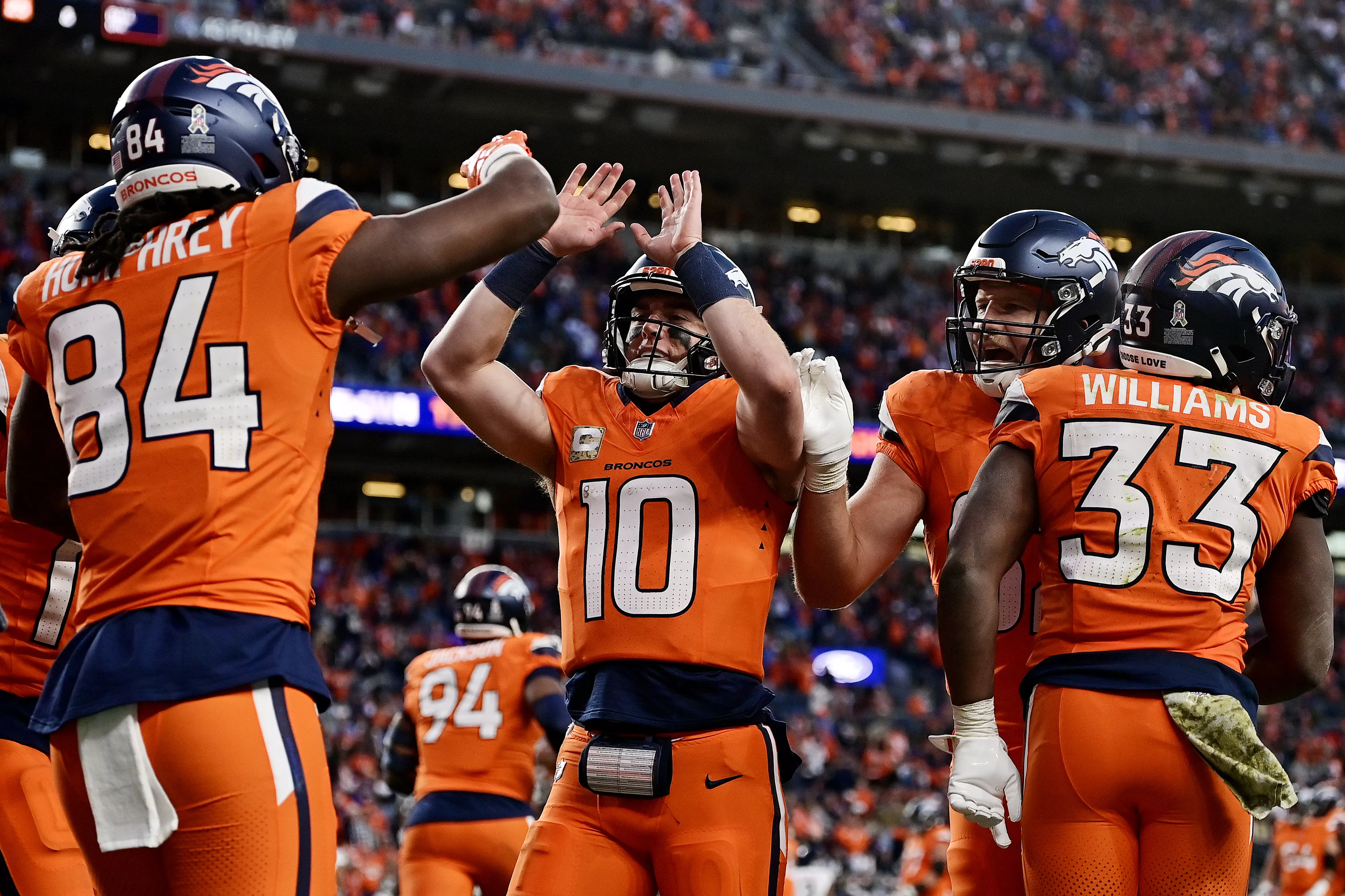 How to Watch Denver Broncos vs Las Vegas Raiders: Live Stream NFL, Channel