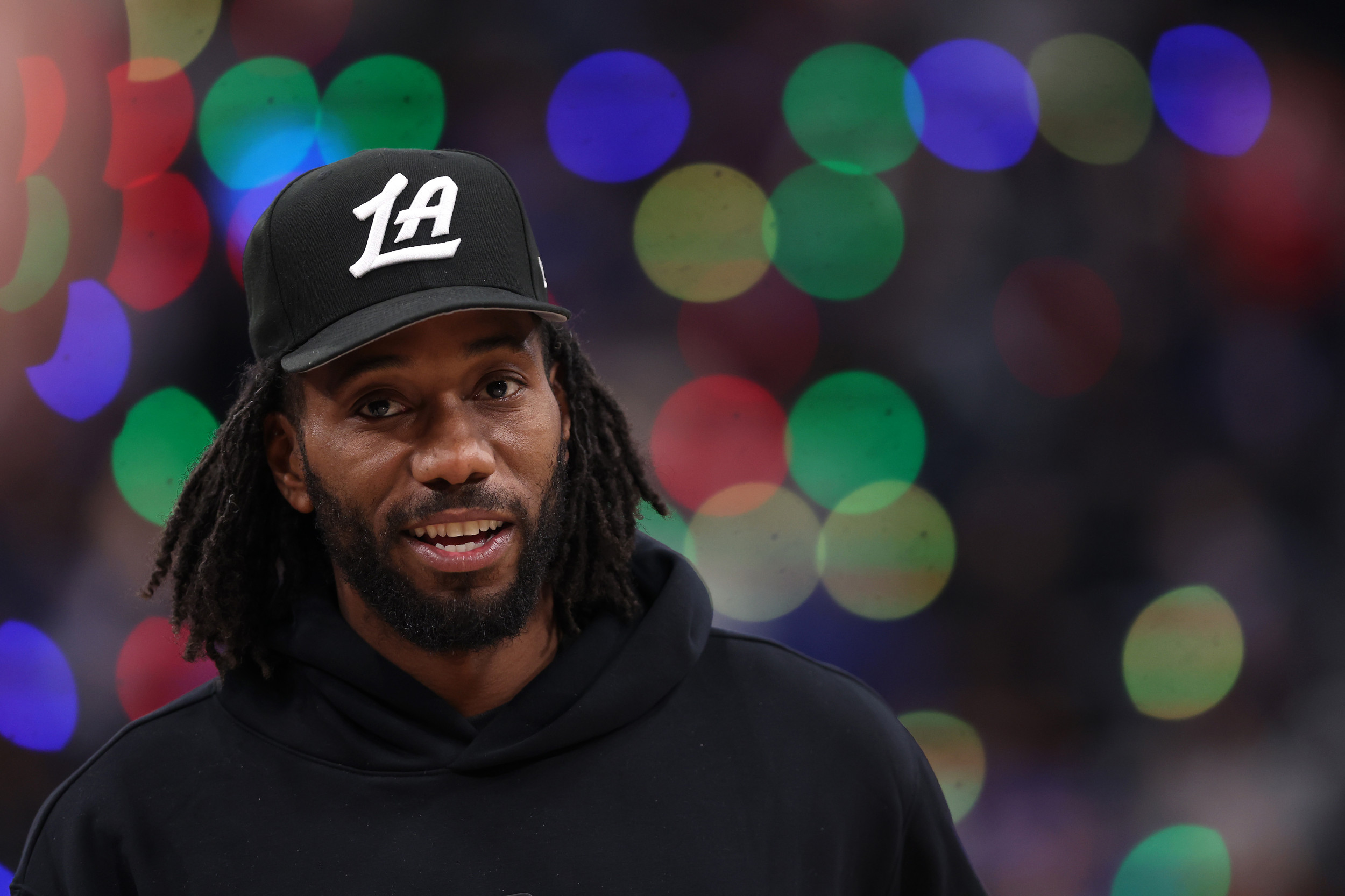 Clippers Star Kawhi Leonard Declared Ineligible for Any NBA Awards